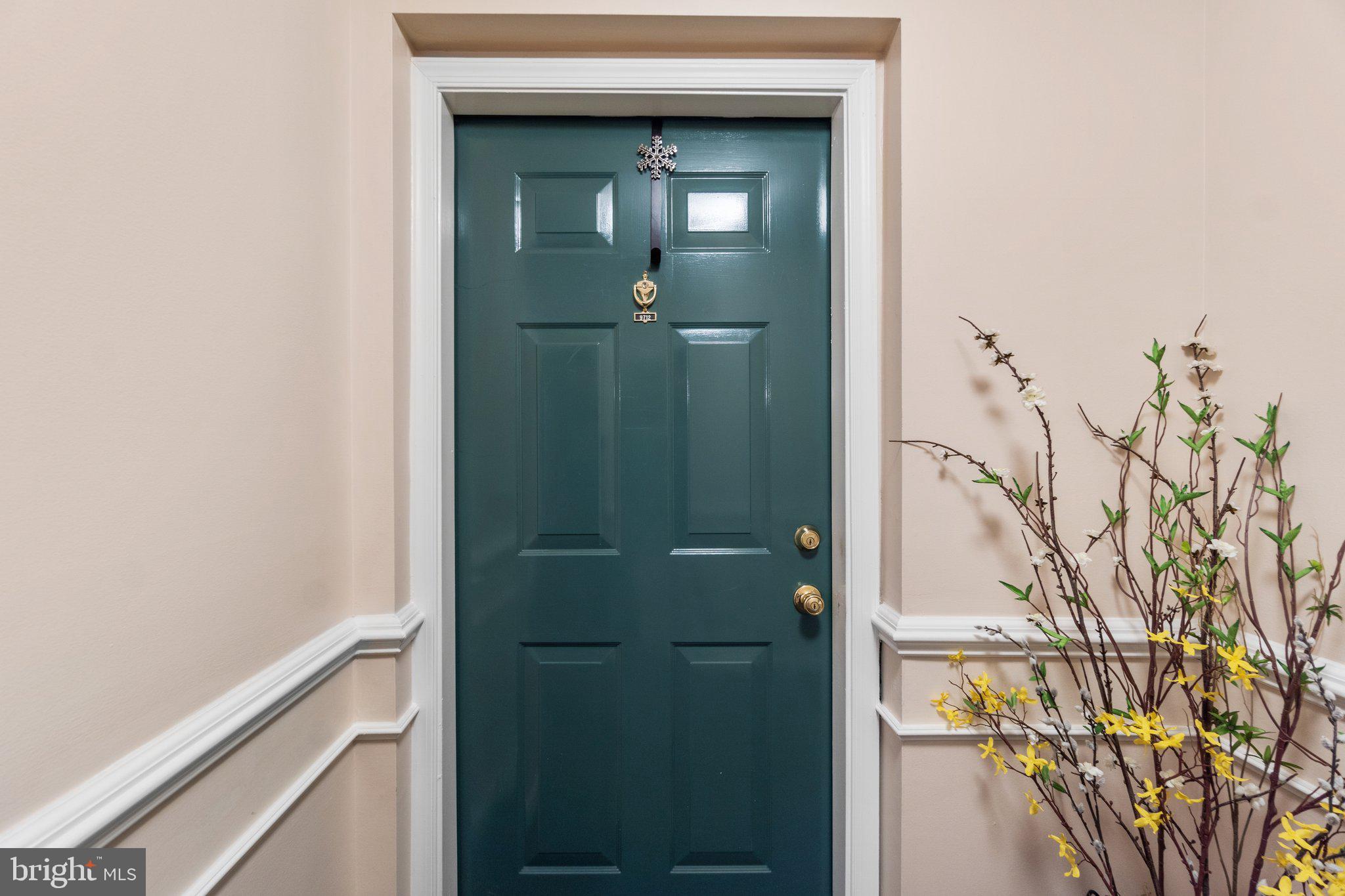 VILLAGE OF MILL RUN - Residential Lease