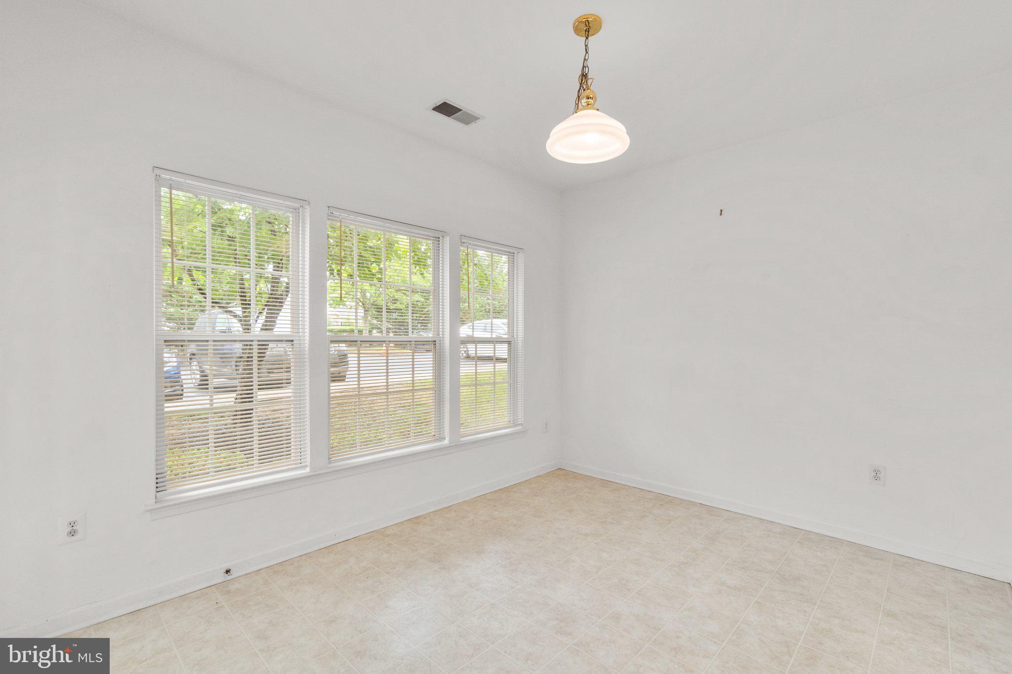 VILLAGE OF MILL RUN - Residential Lease