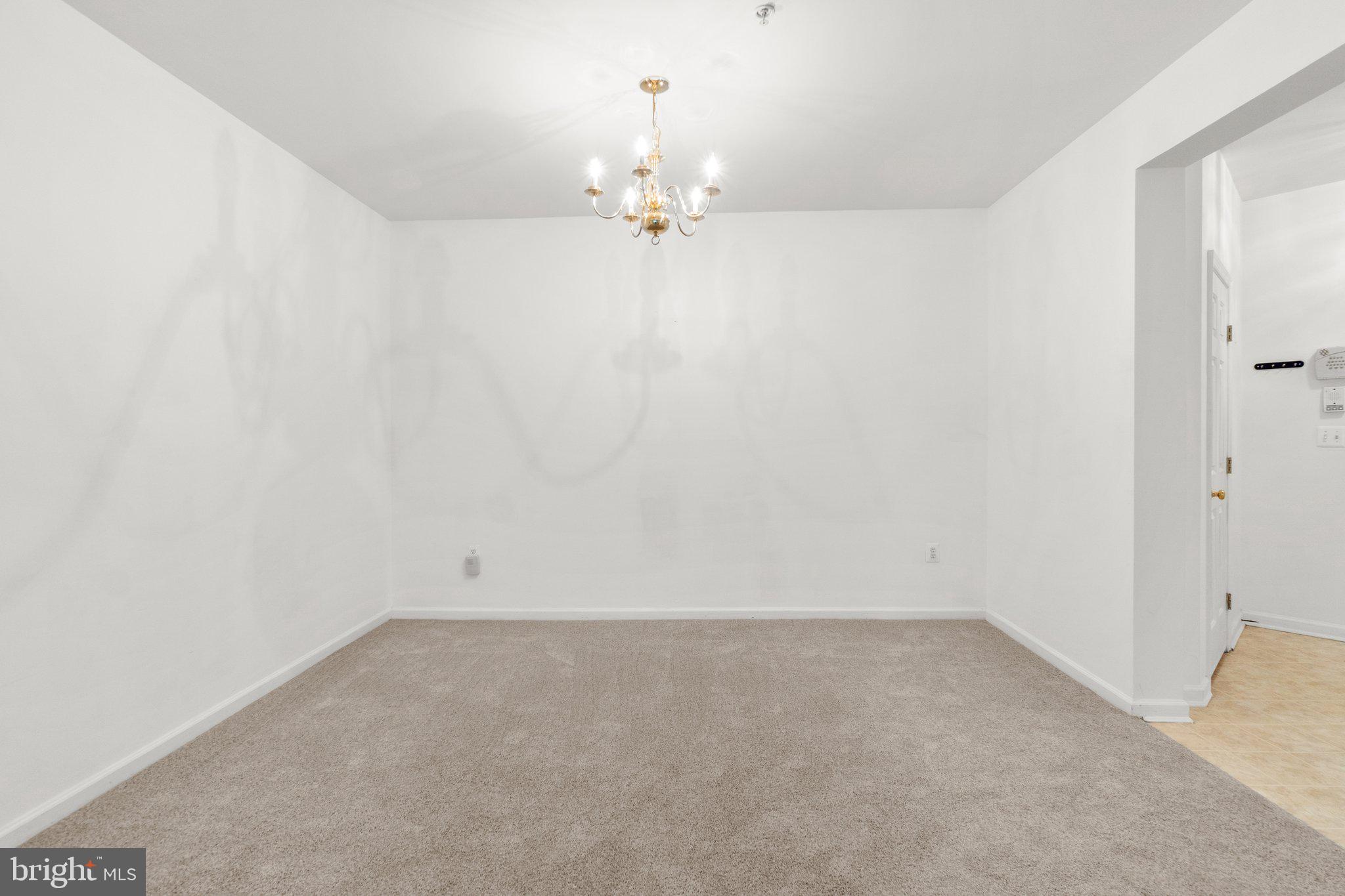 VILLAGE OF MILL RUN - Residential Lease