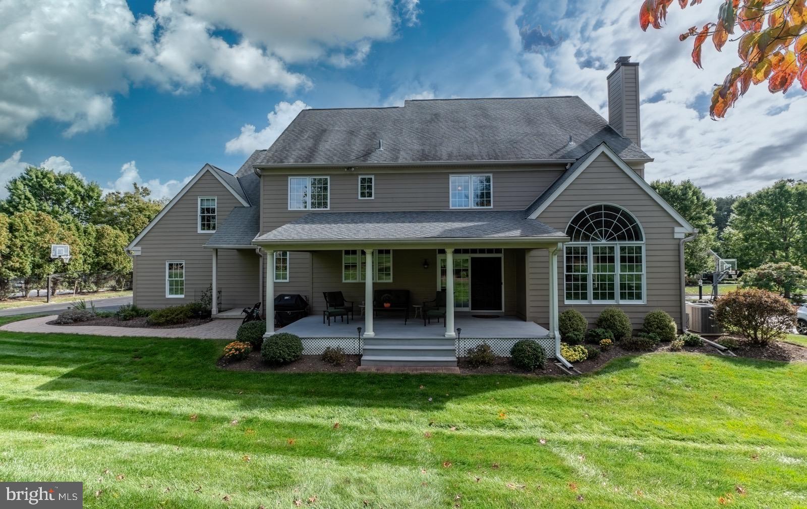 ROSSMORE - Residential