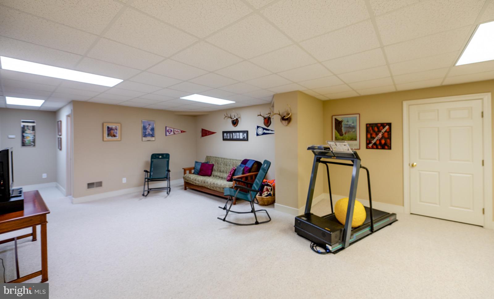 ROSSMORE - Residential