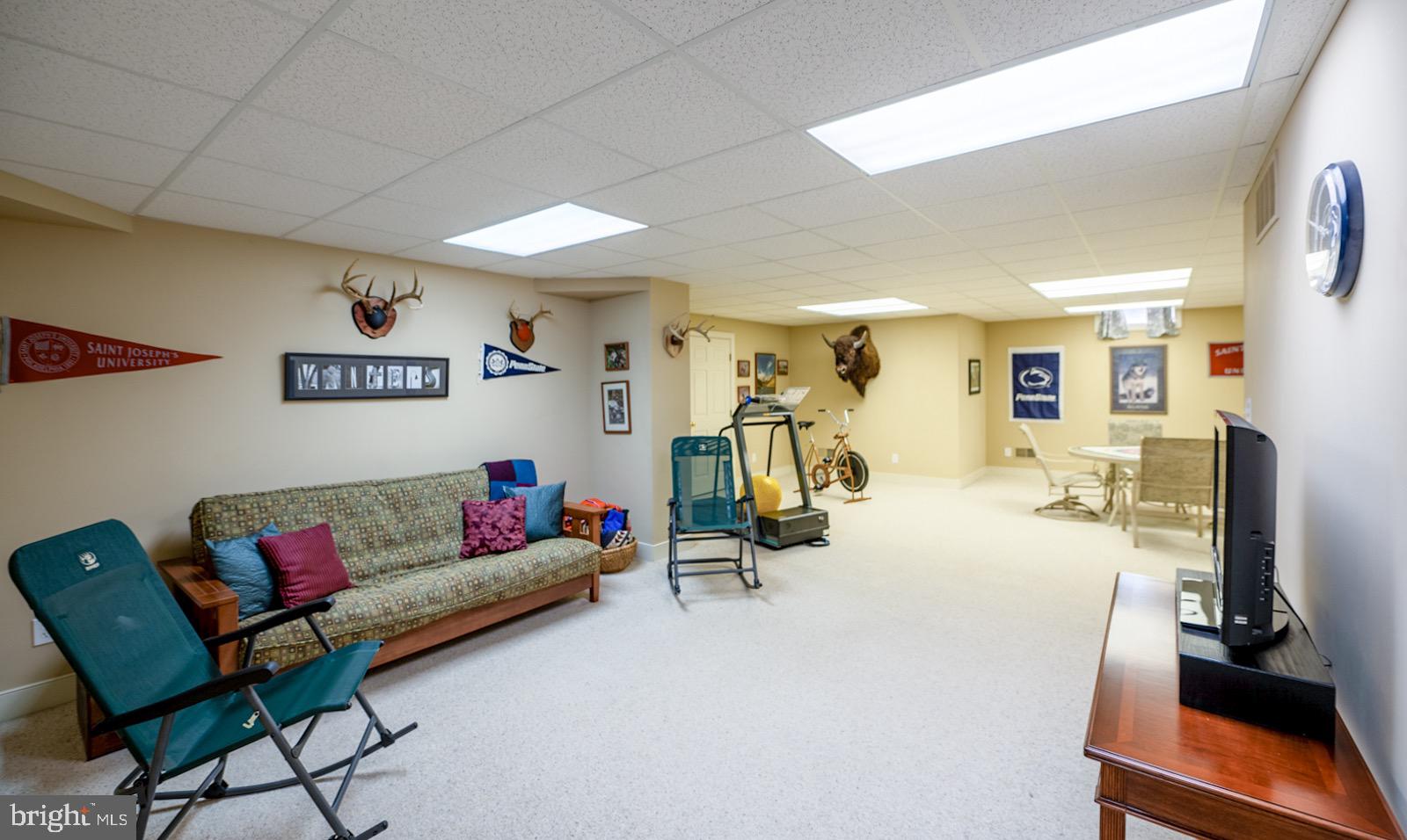 ROSSMORE - Residential