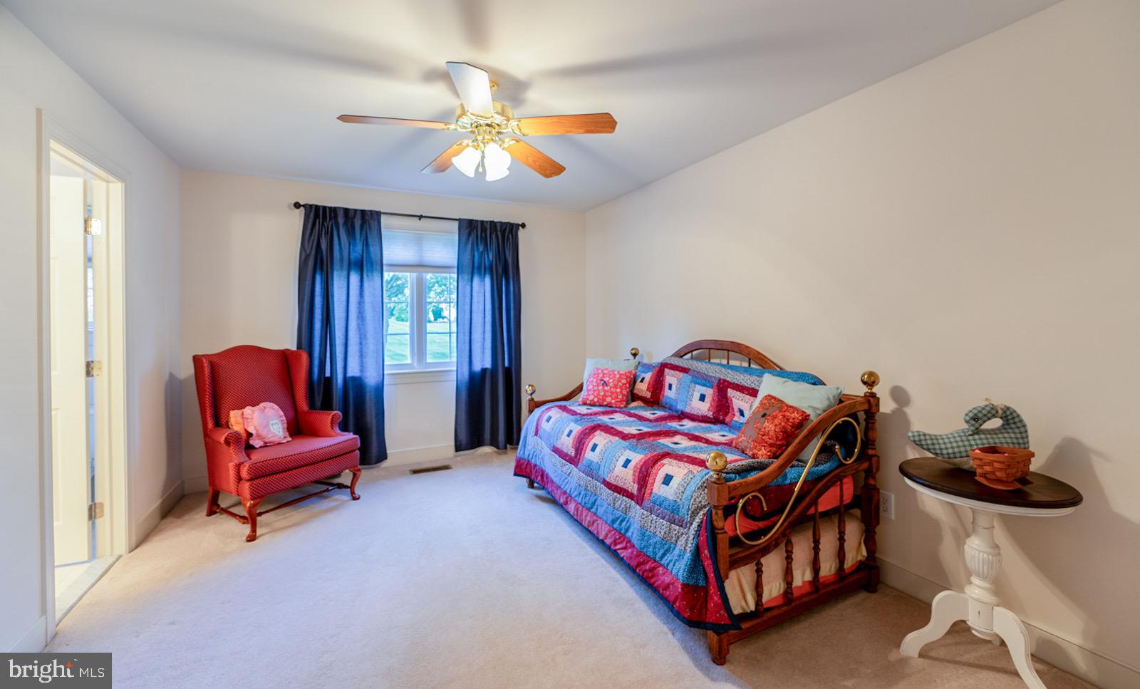 ROSSMORE - Residential