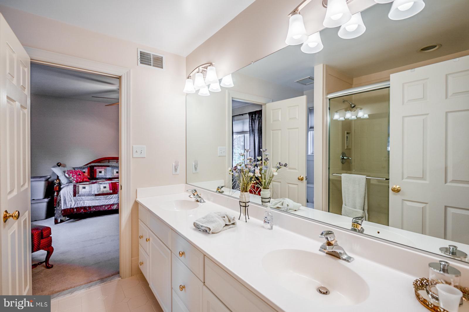 ROSSMORE - Residential