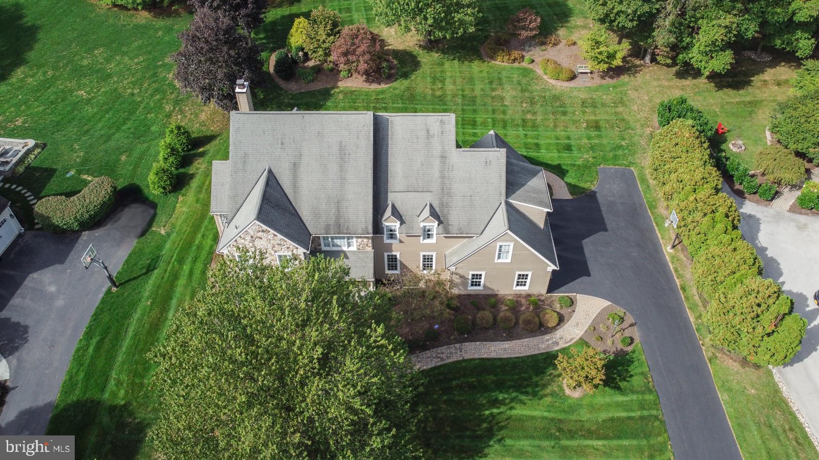 ROSSMORE - Residential