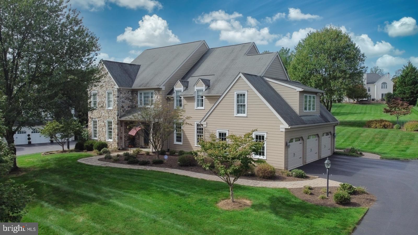 ROSSMORE - Residential