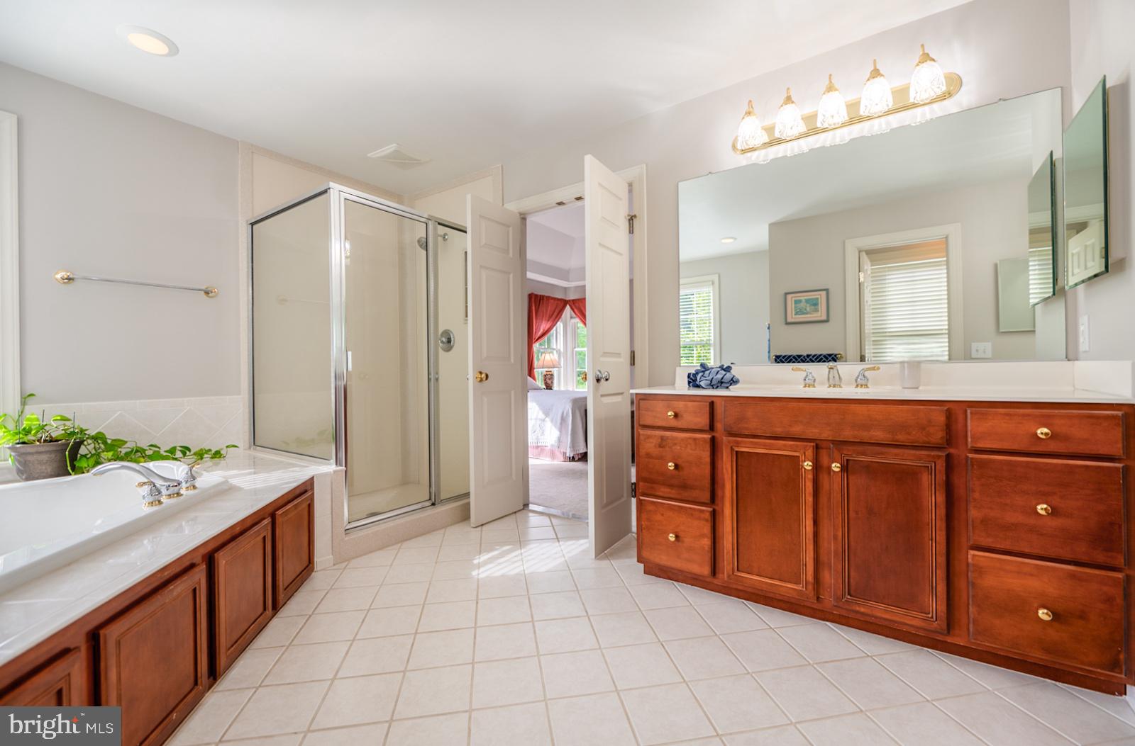 ROSSMORE - Residential