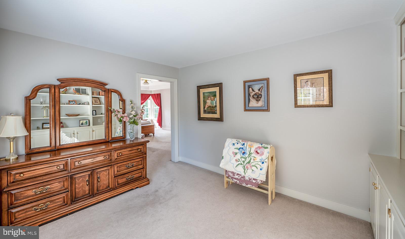 ROSSMORE - Residential