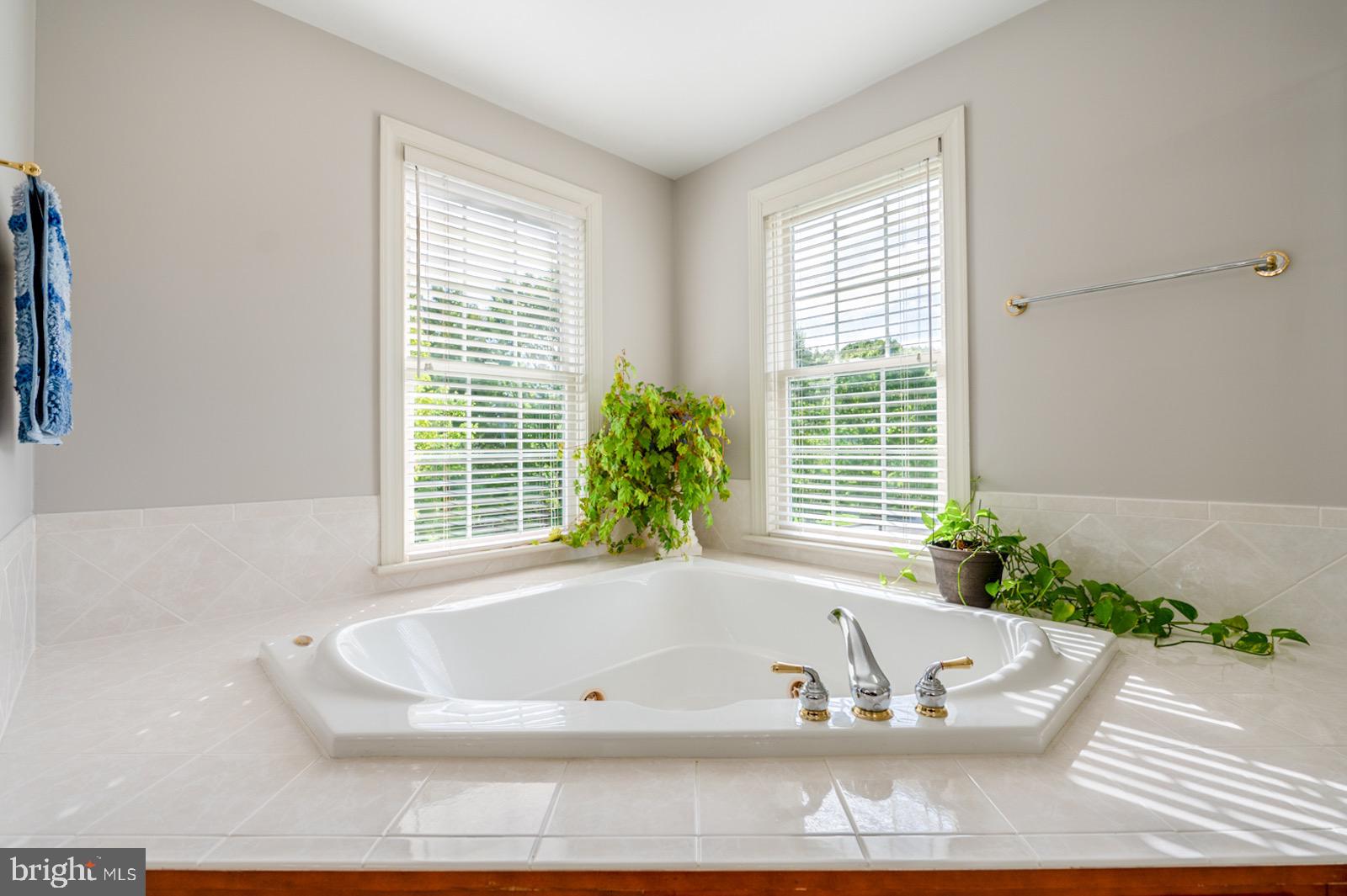 ROSSMORE - Residential