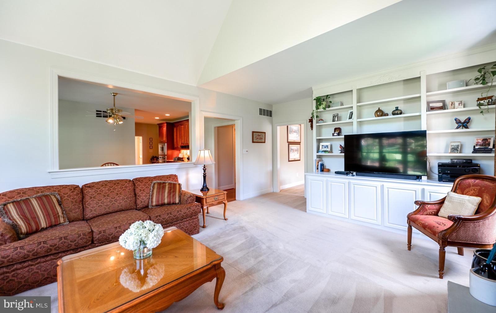 ROSSMORE - Residential