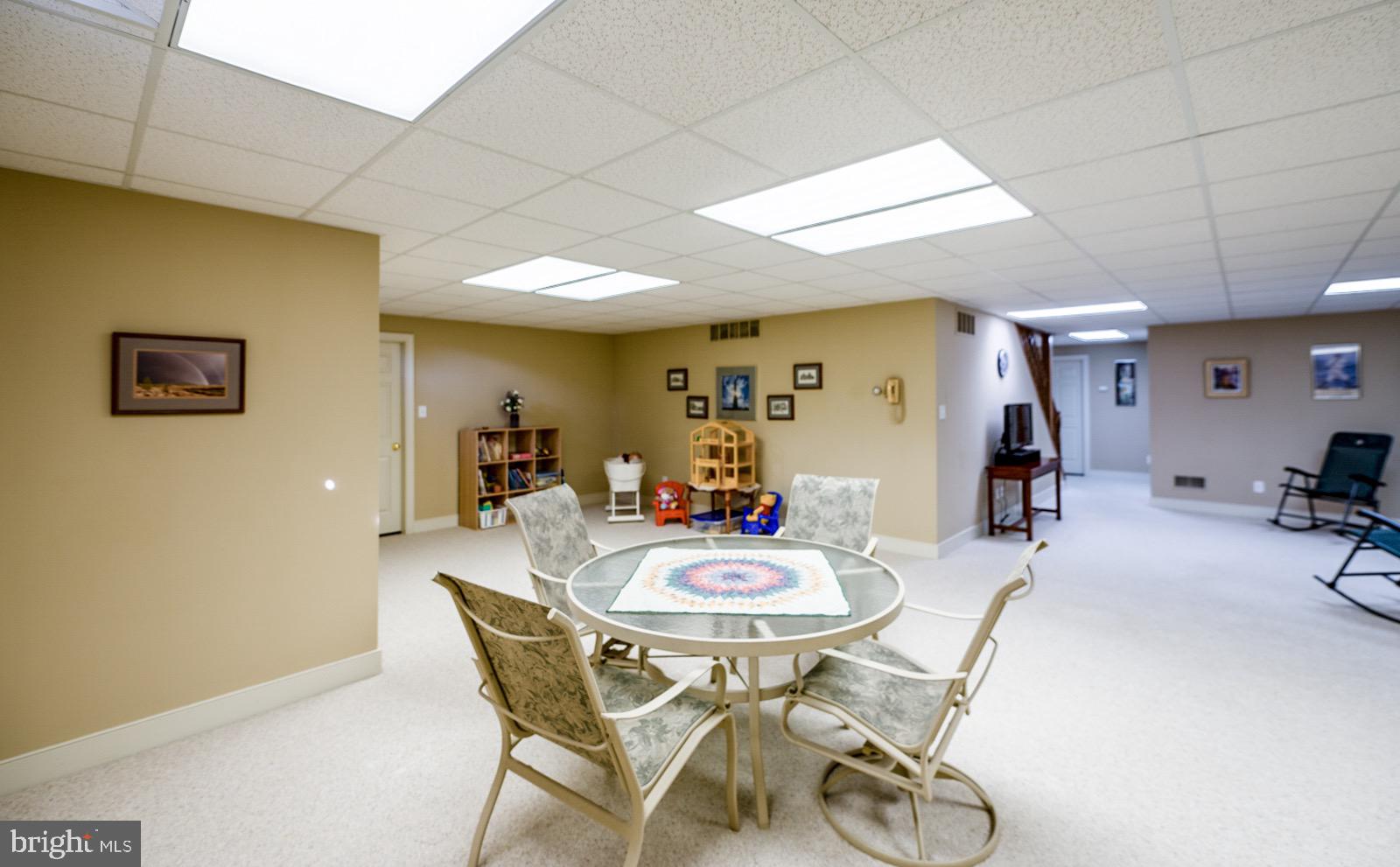 ROSSMORE - Residential