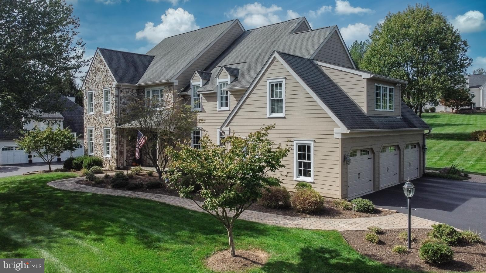 ROSSMORE - Residential