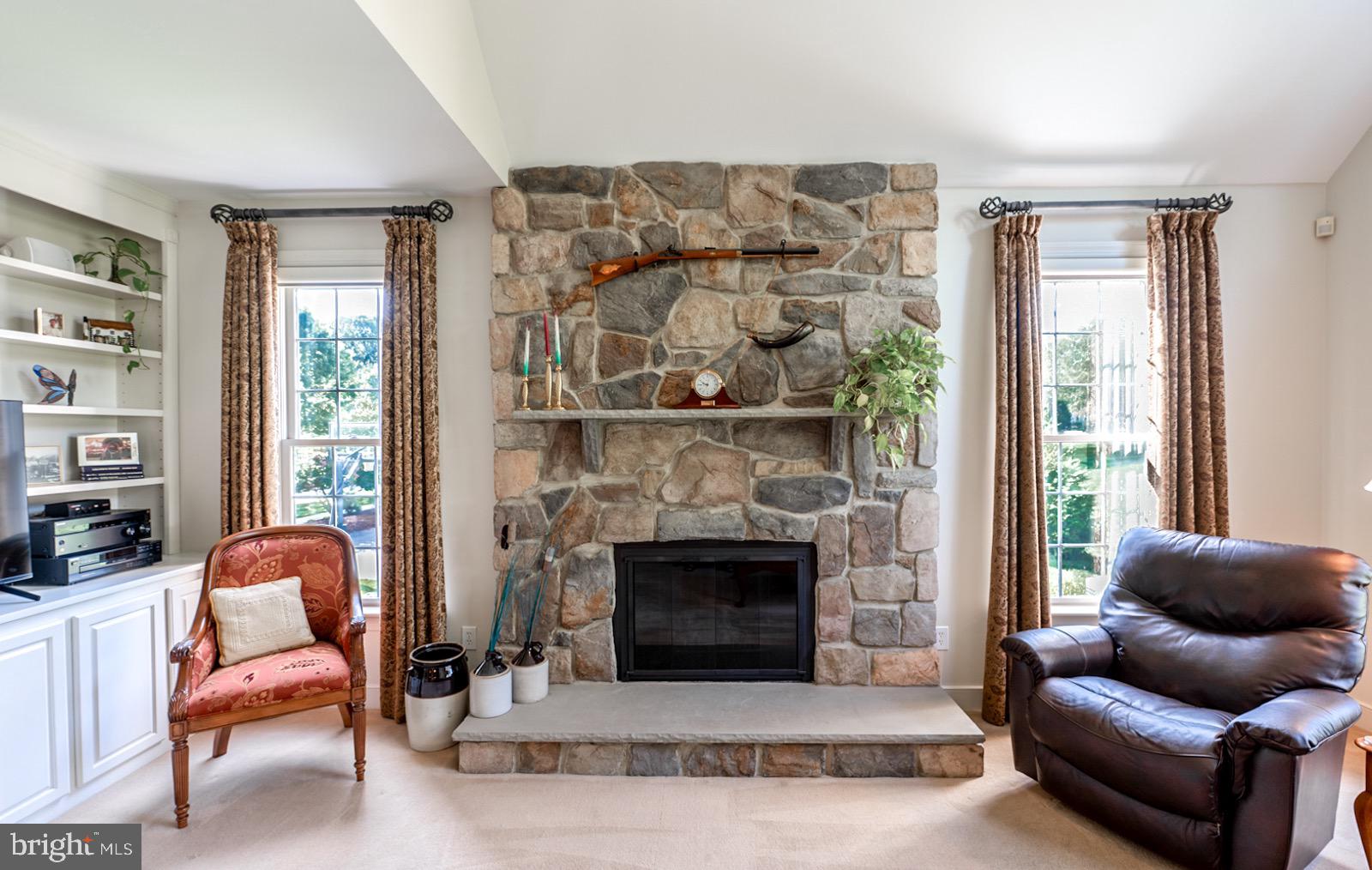 ROSSMORE - Residential