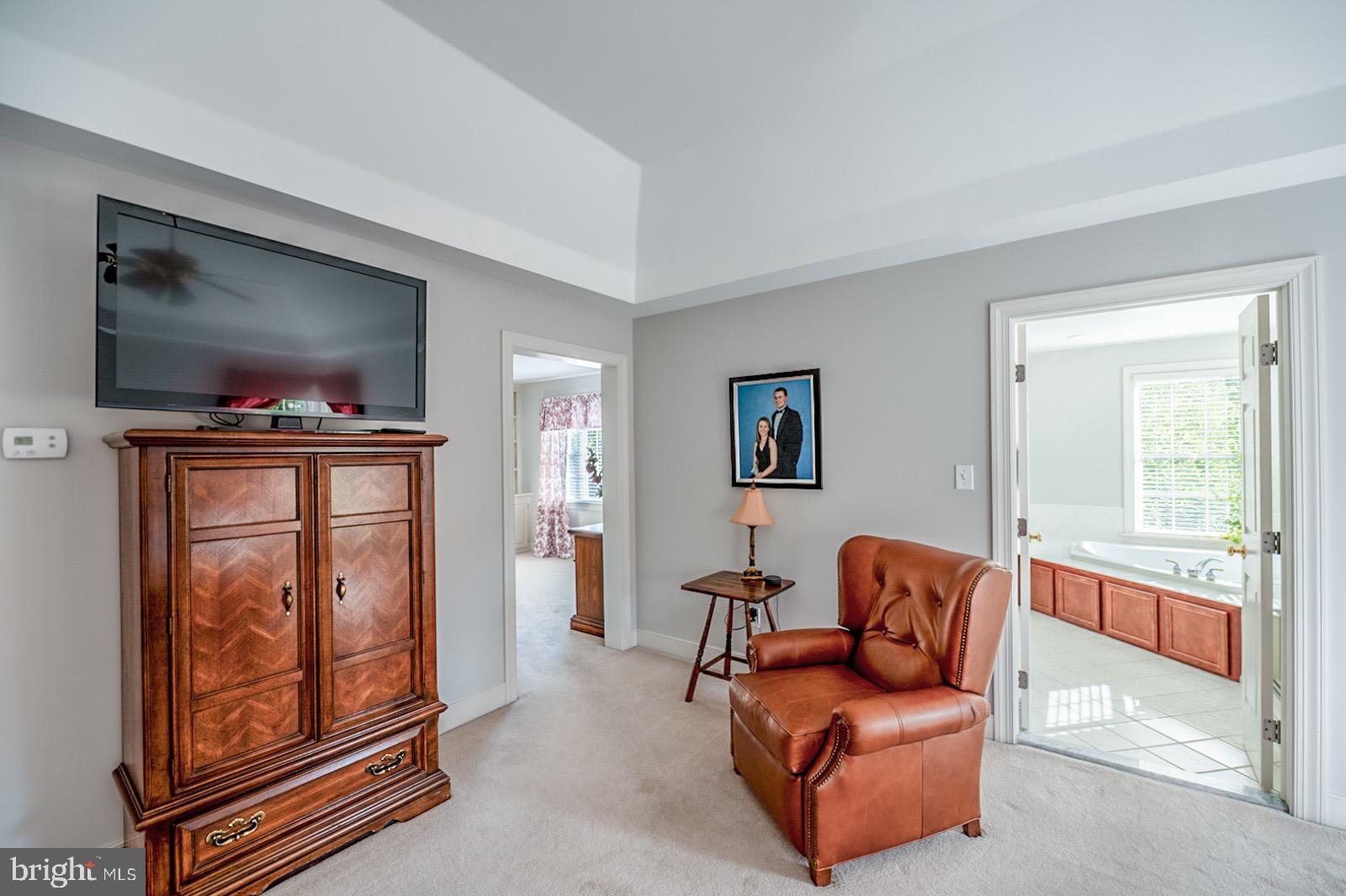ROSSMORE - Residential