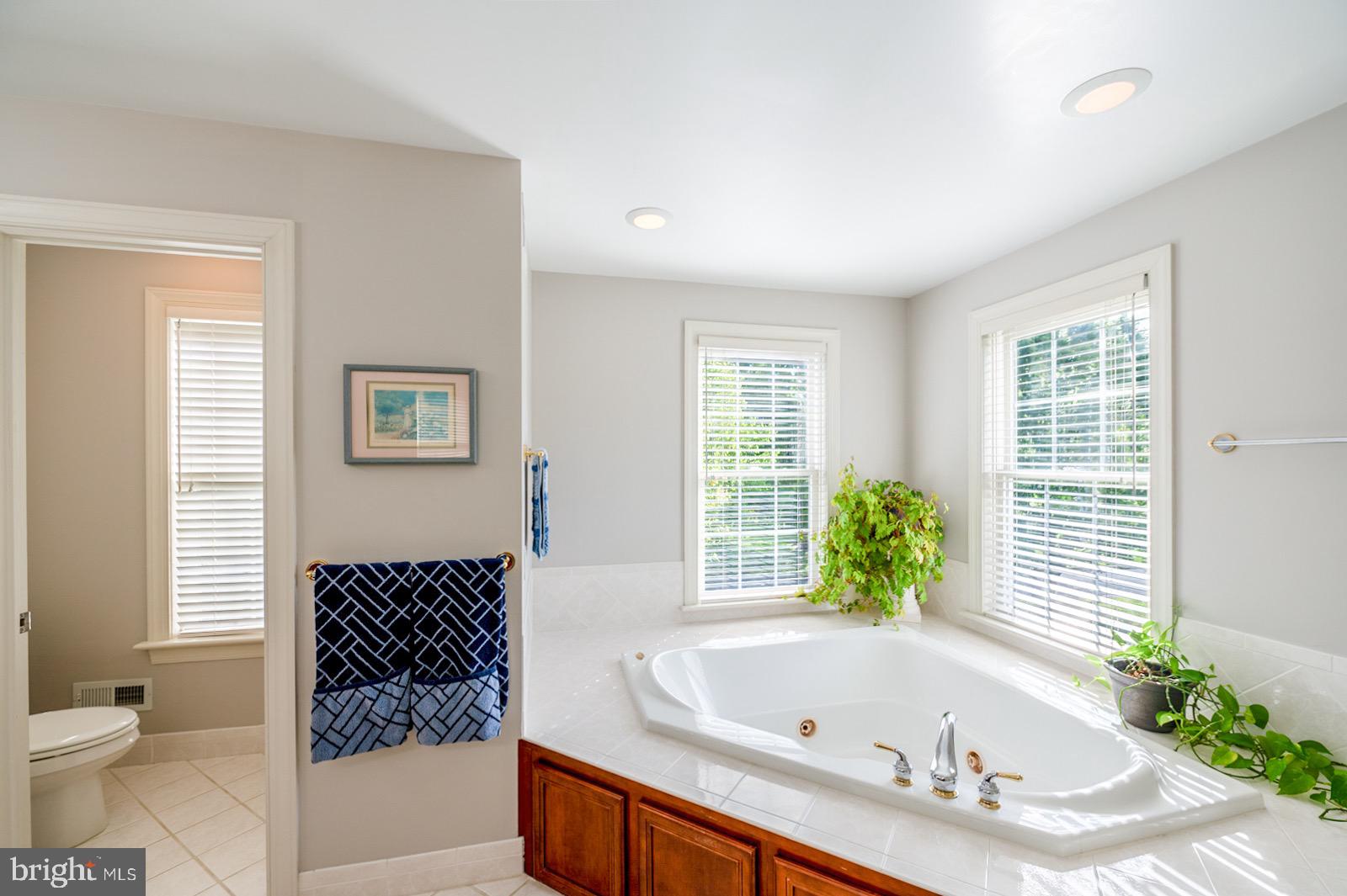 ROSSMORE - Residential