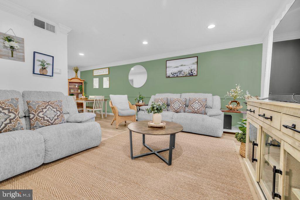 STERLING  PARK - Residential