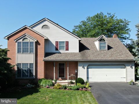 Photo of 8 Westview Drive, Akron, PA 17501 (MLS # PALA2055260)