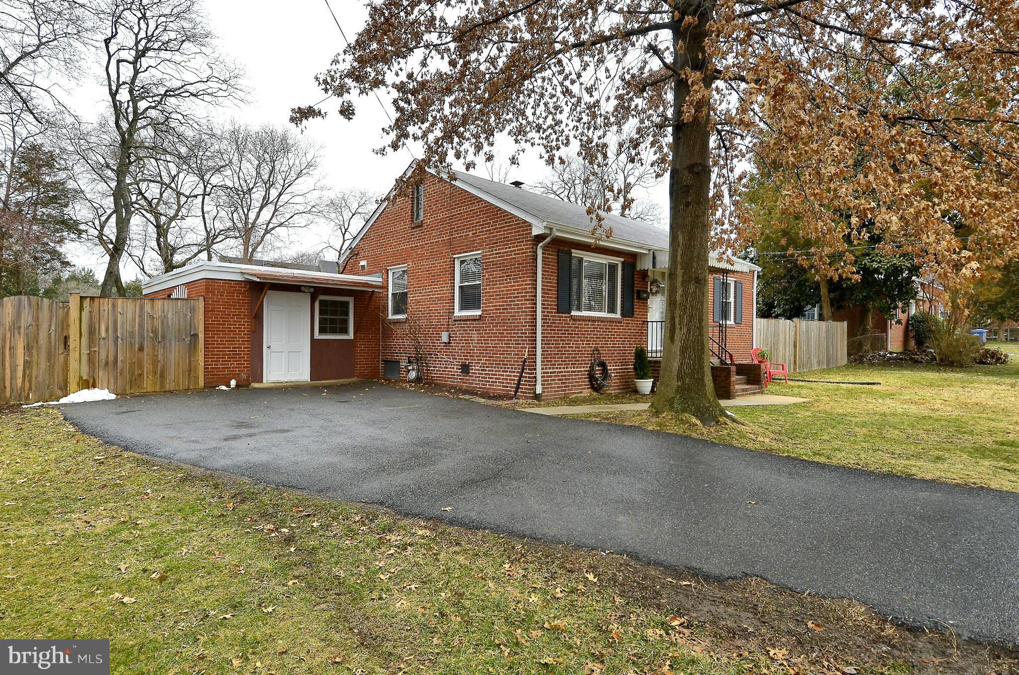 HAZELTINE HEIGHTS - Residential