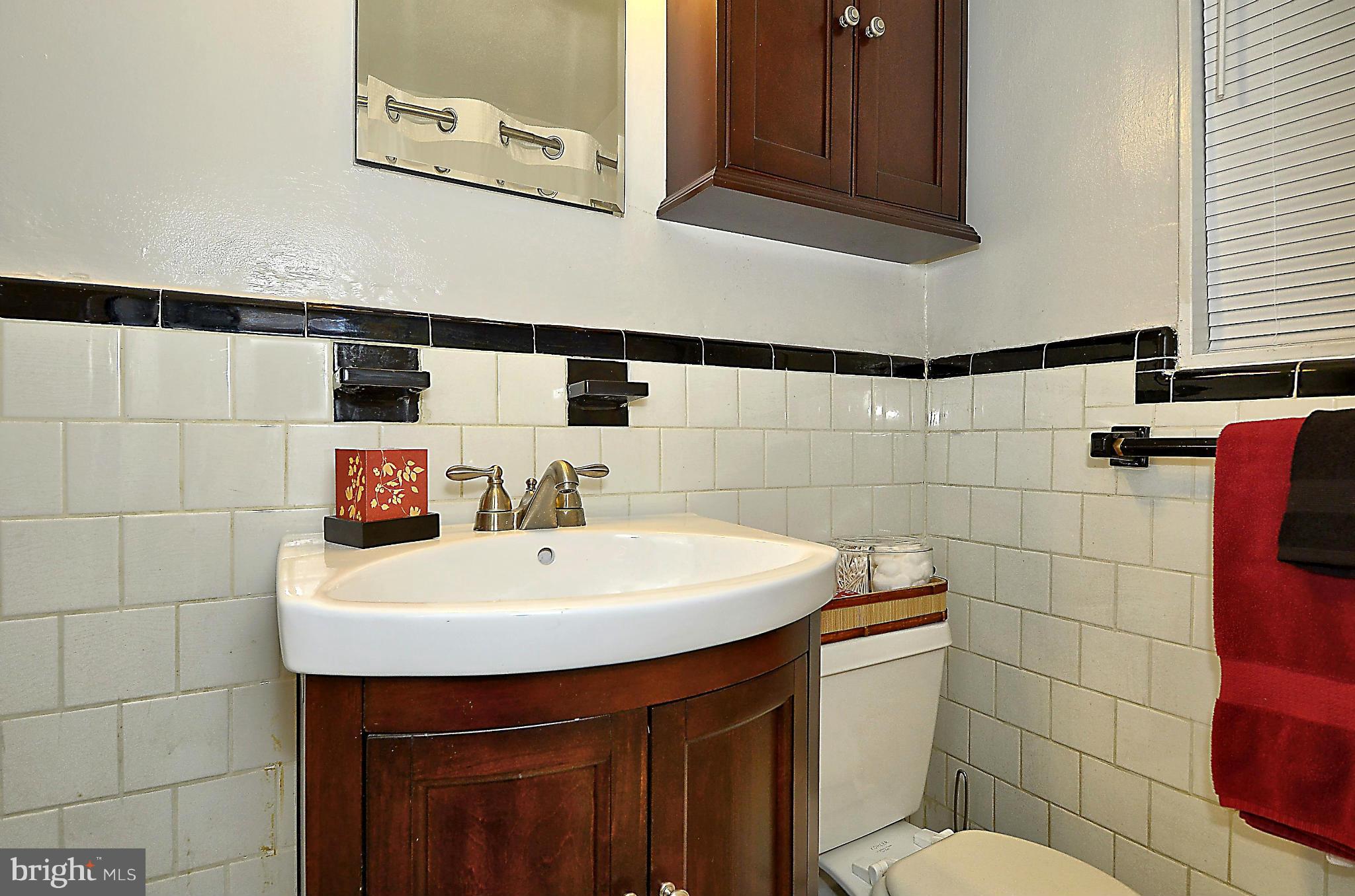 HAZELTINE HEIGHTS - Residential