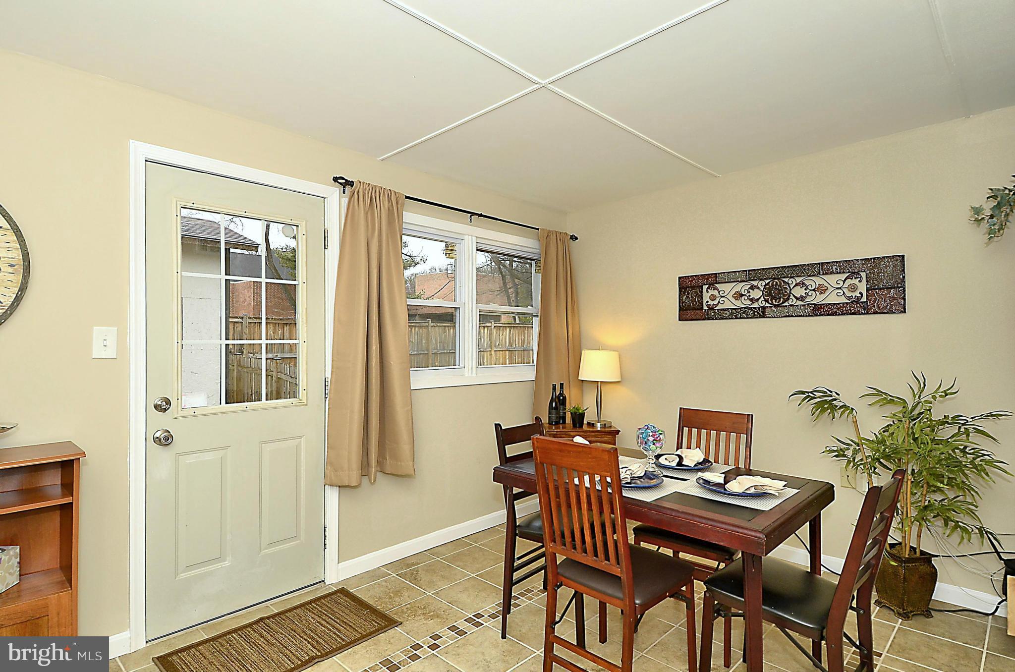 HAZELTINE HEIGHTS - Residential