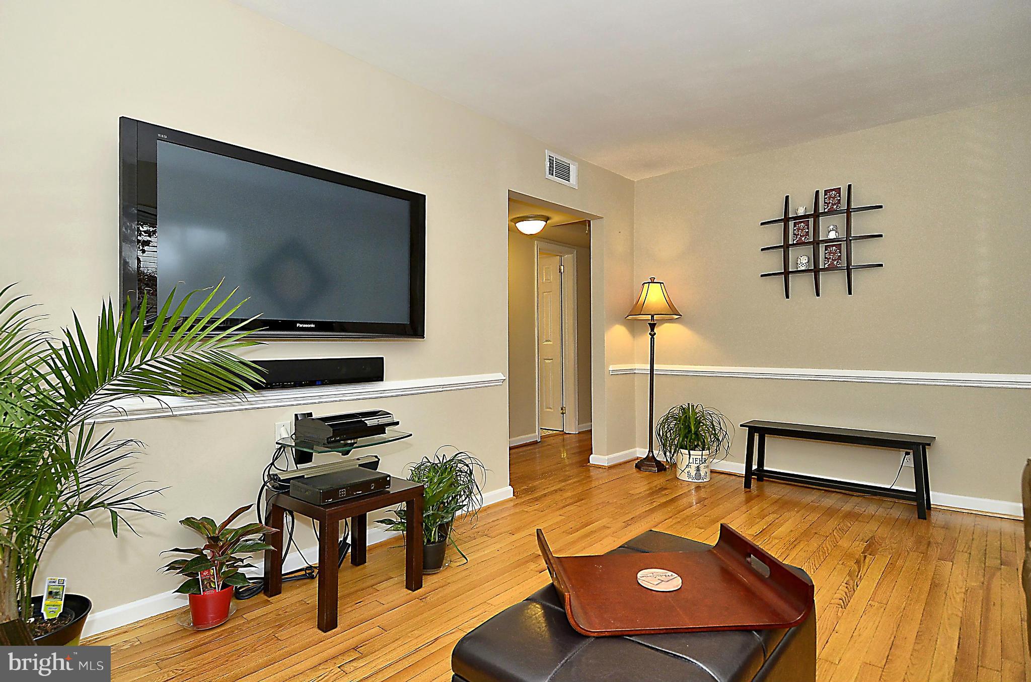 HAZELTINE HEIGHTS - Residential