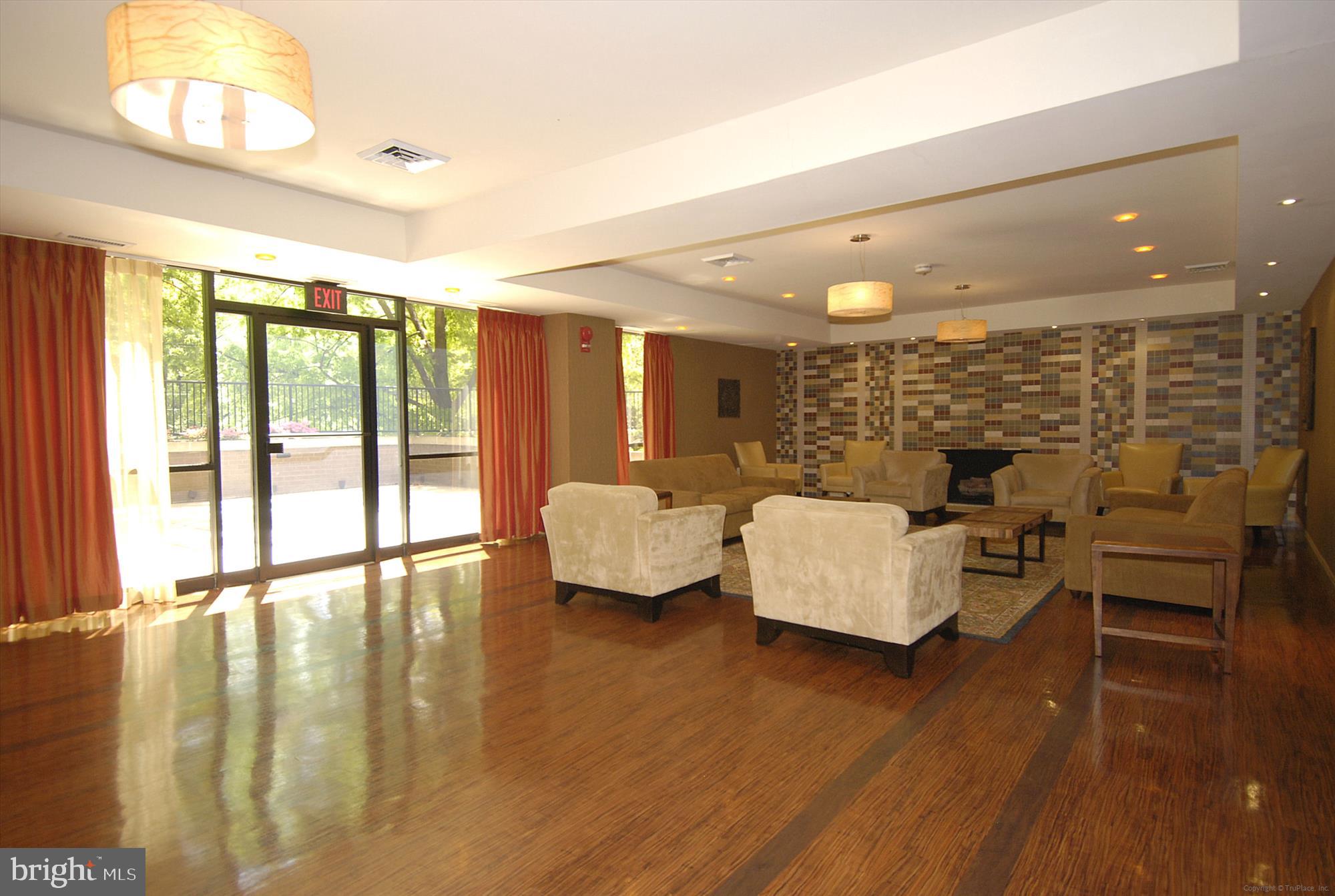 FRIENDSHIP HEIGHTS - Residential