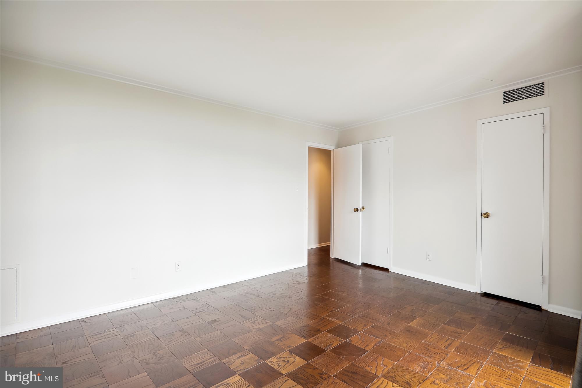 FRIENDSHIP HEIGHTS - Residential