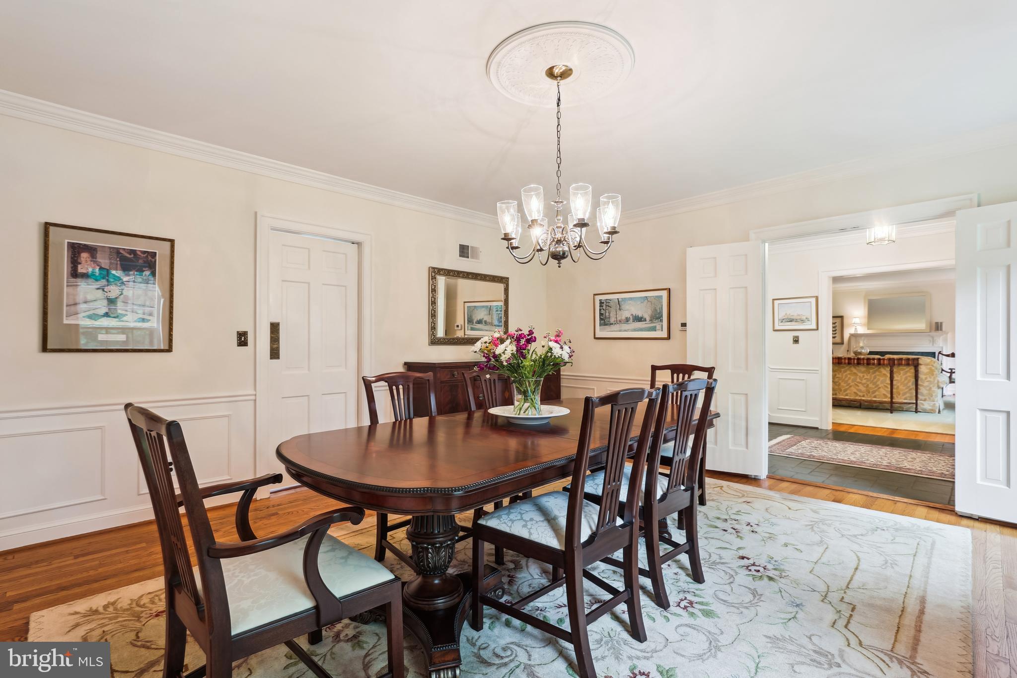 POTOMAC OUTSIDE - Residential