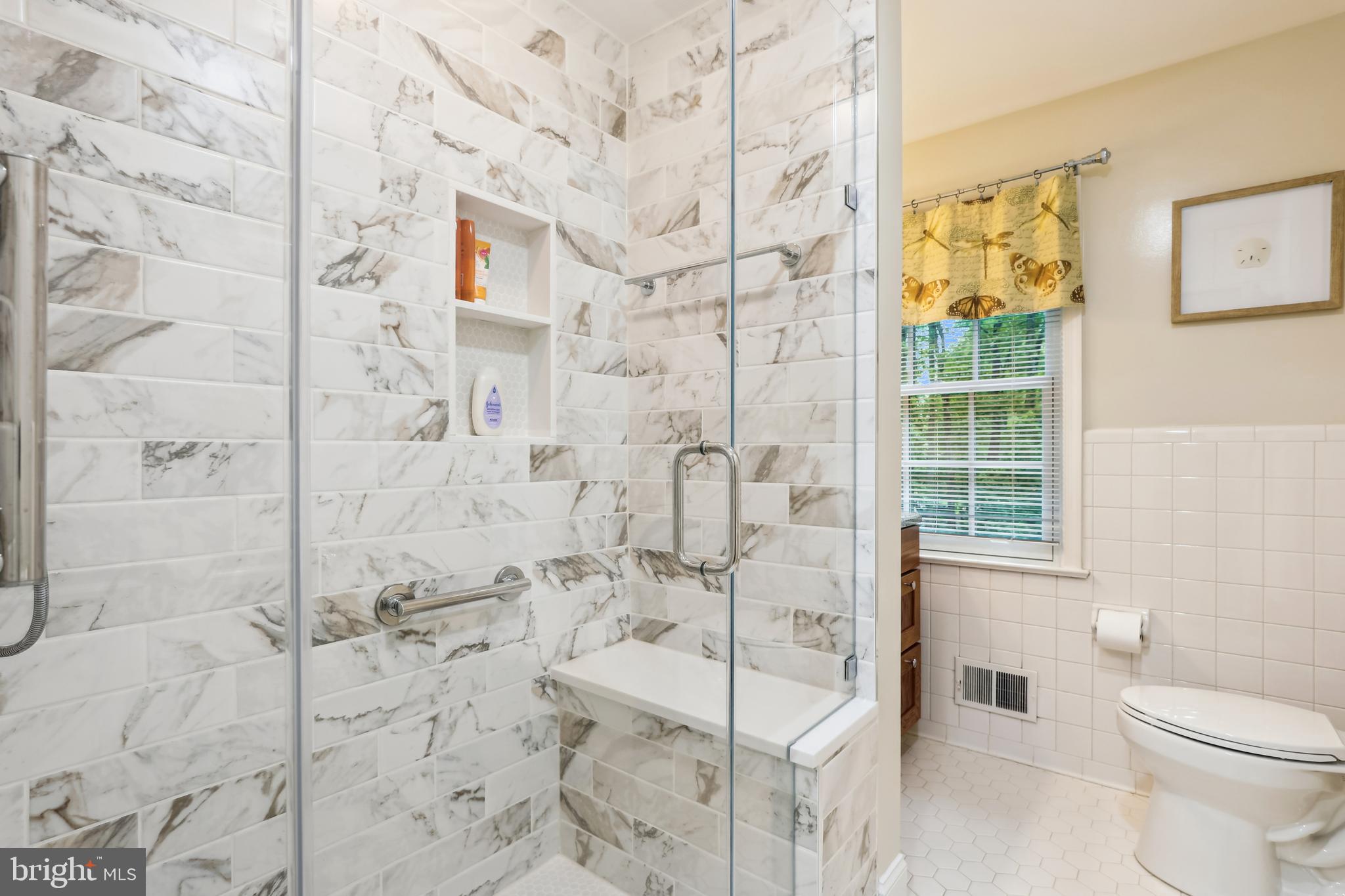 POTOMAC OUTSIDE - Residential