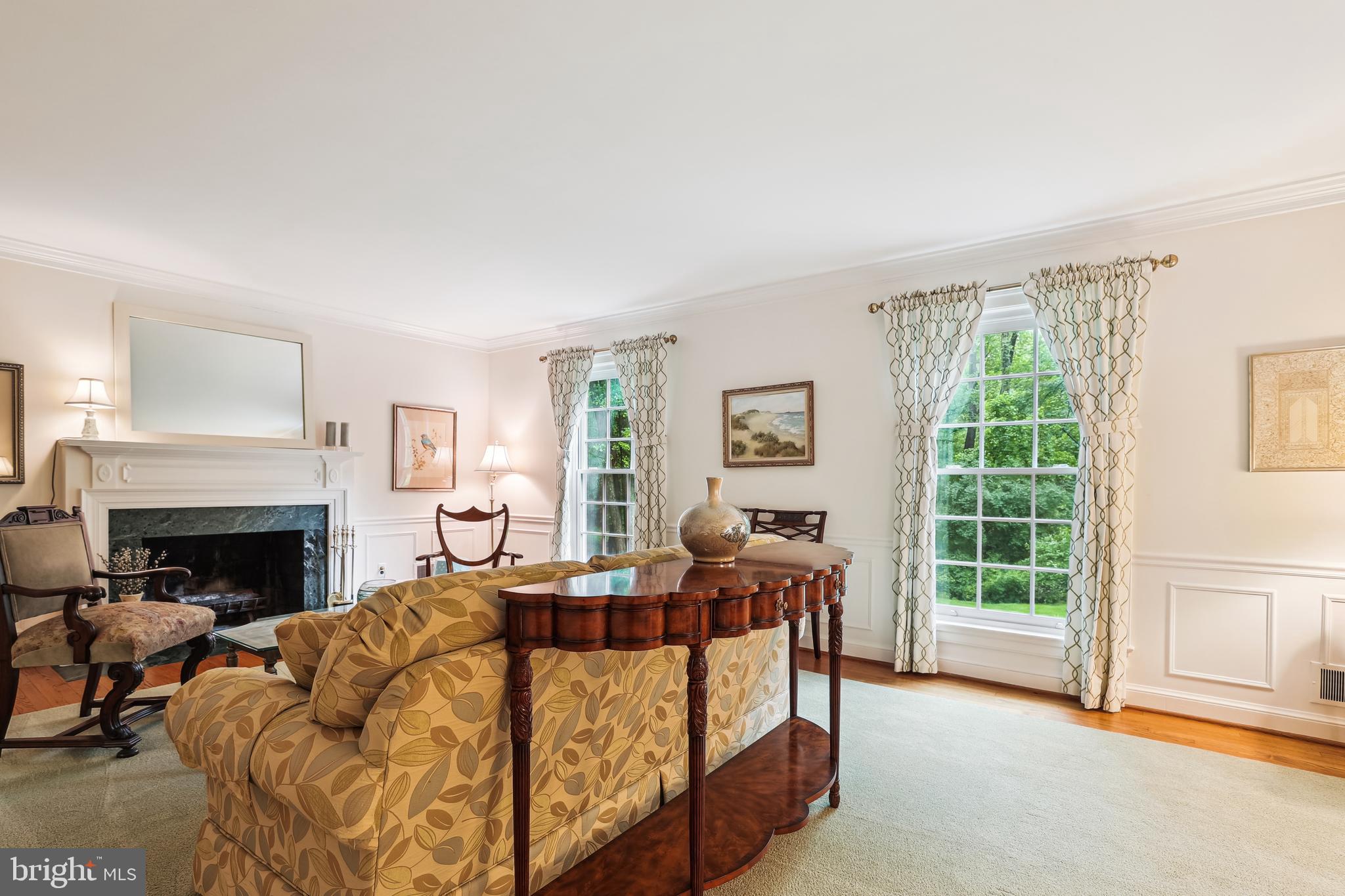 POTOMAC OUTSIDE - Residential