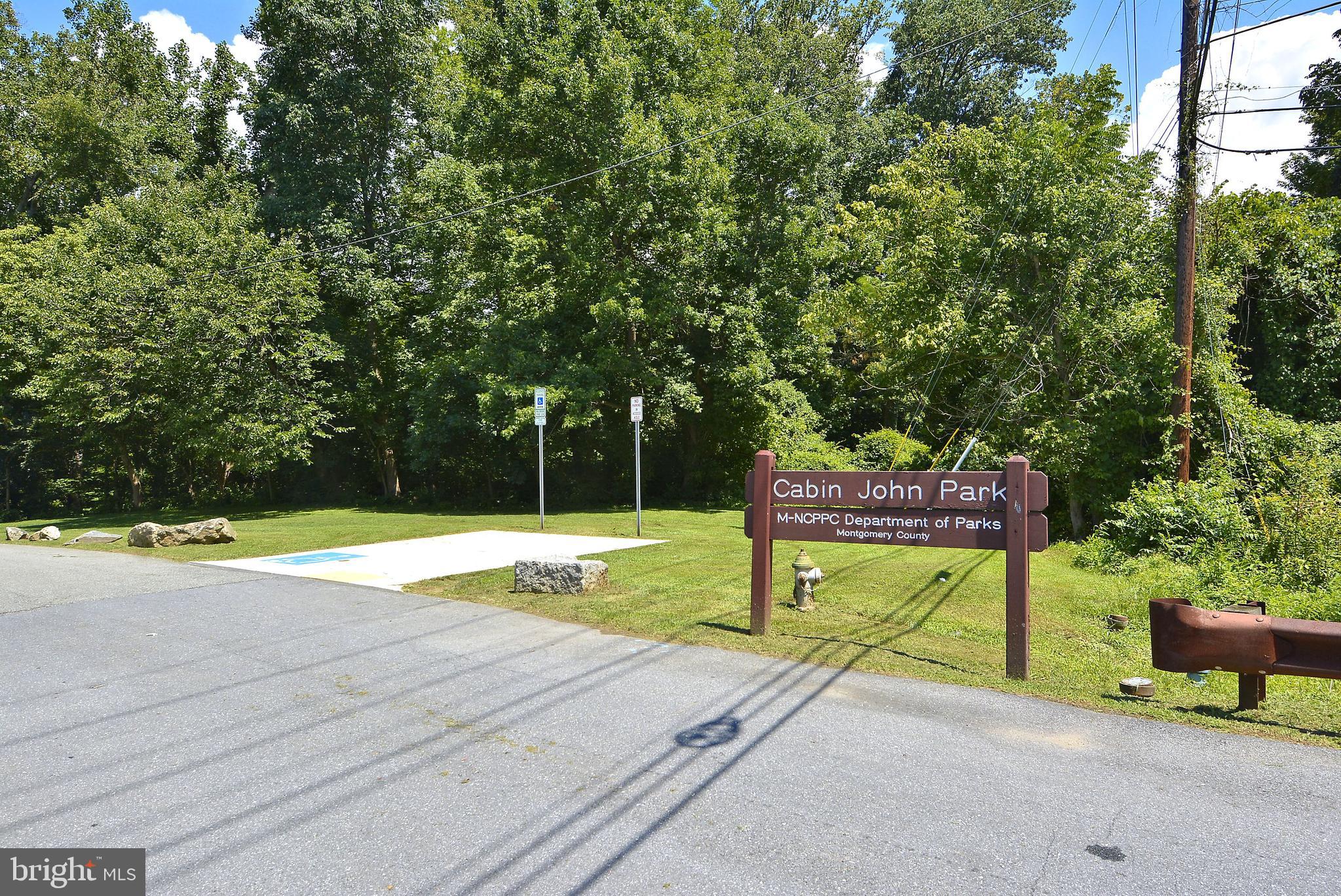 POTOMAC OUTSIDE - Residential