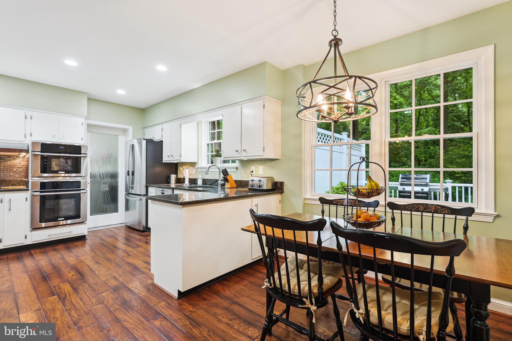 POTOMAC OUTSIDE - Residential