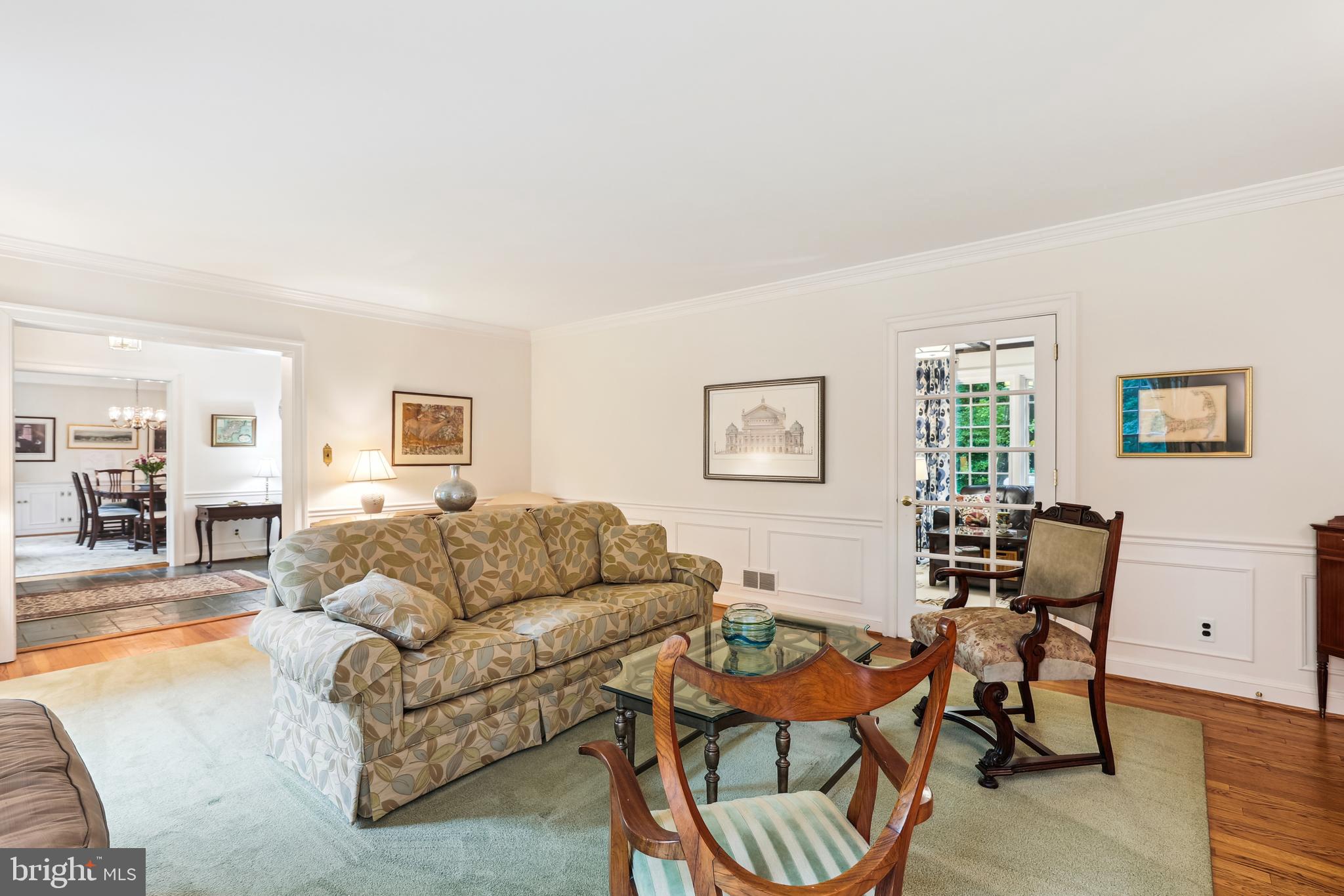 POTOMAC OUTSIDE - Residential