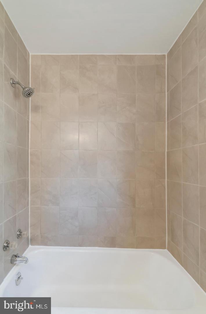 WILTSHIRE - Residential