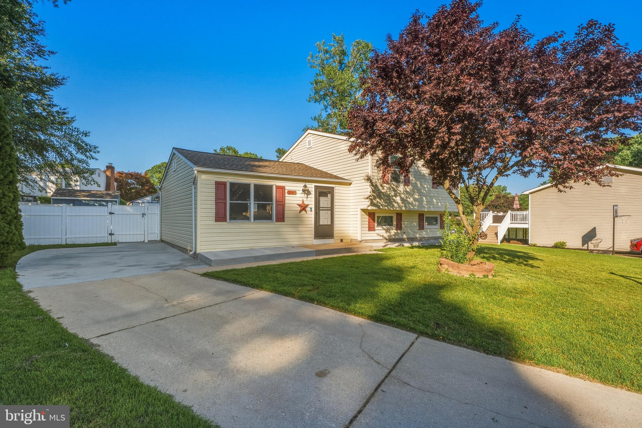 2043 RUSHMORE COURT