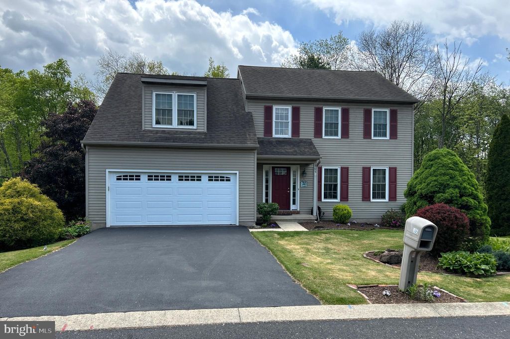 Photo of 305 Village Spring Lane, REINHOLDS, PA 17569 (MLS # PALA2088512)