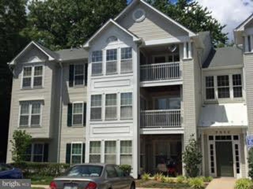 Lovely top floor corner unit with lots of windows and natural light. Cathedral ceilings in main living area, gas fireplace, coat closet. Large master bedroom with huge walk-in closet, separate laundry room with shelving, balcony with storage closet. Fresh carpet and paint. Kitchen has upgraded tile, pantry and lots of storage. A great place to call home!!