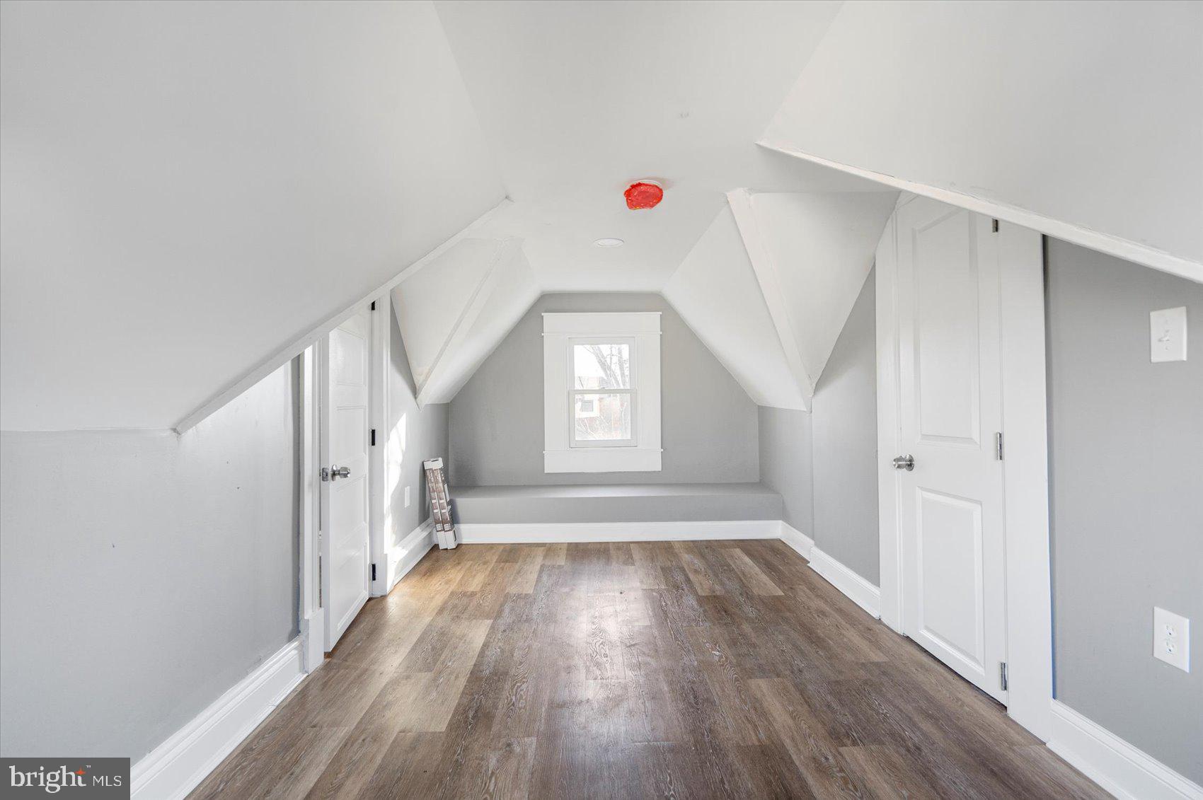 IRVINGTON - Residential