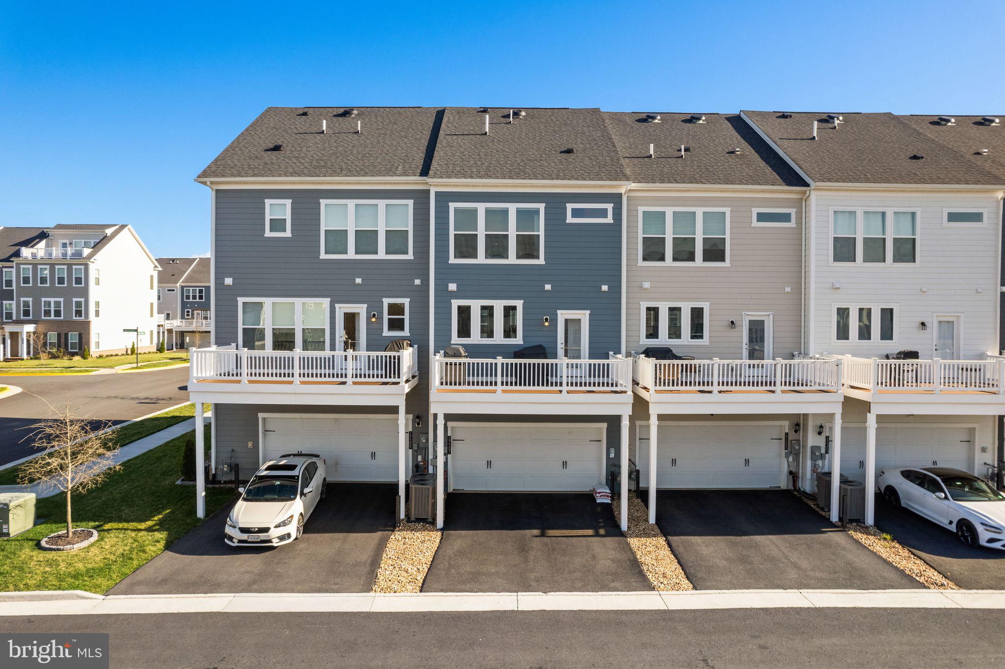 POTOMAC SHORES - Residential