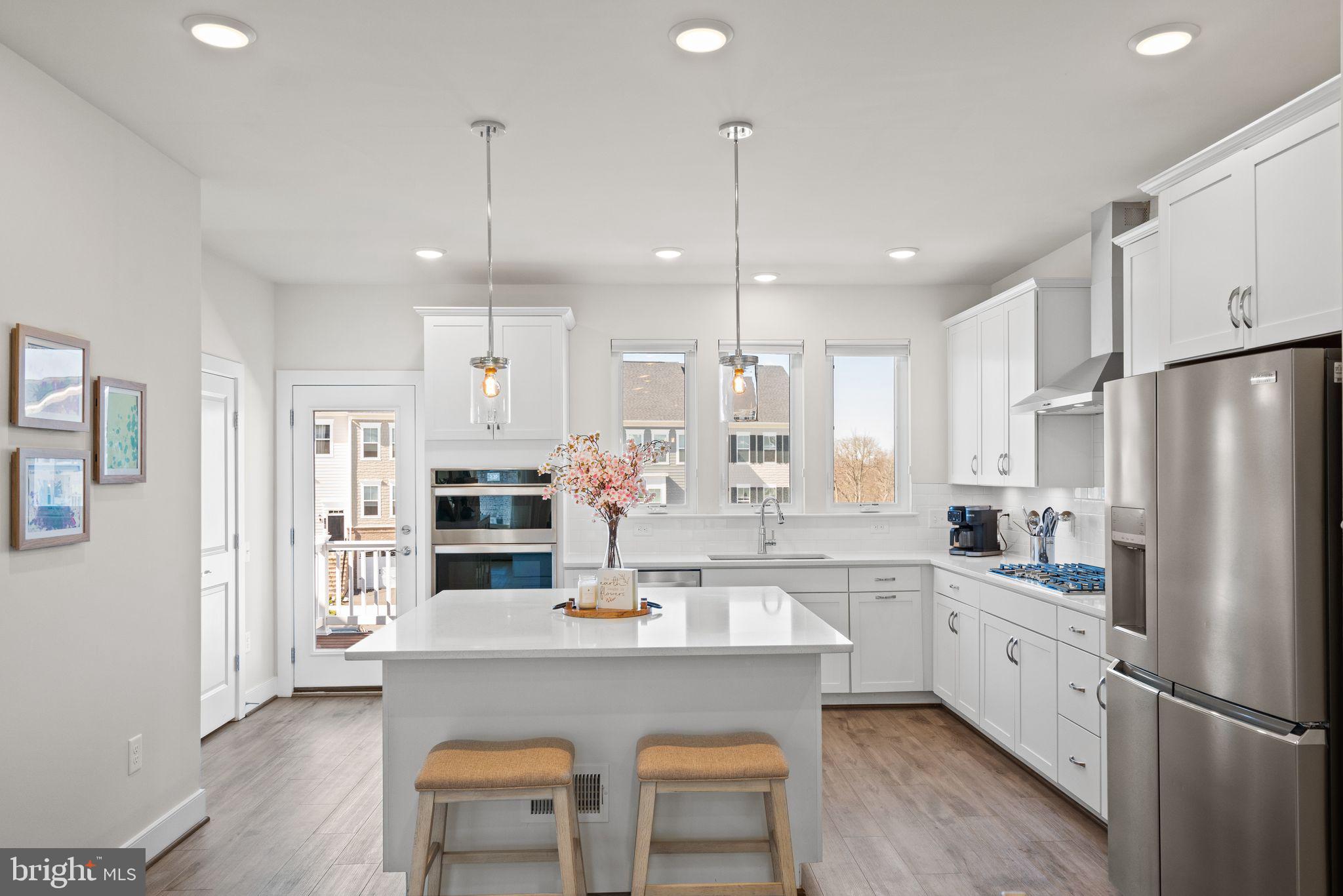 POTOMAC SHORES - Residential