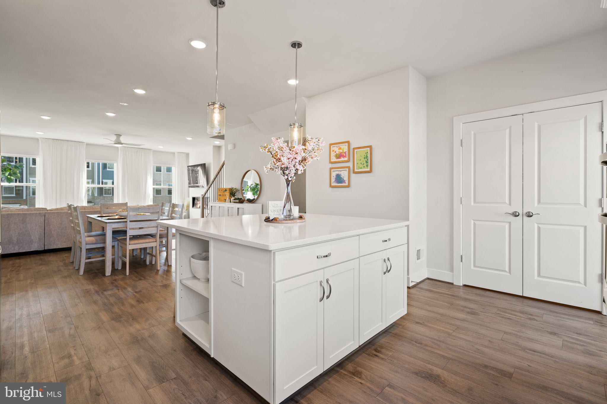 POTOMAC SHORES - Residential