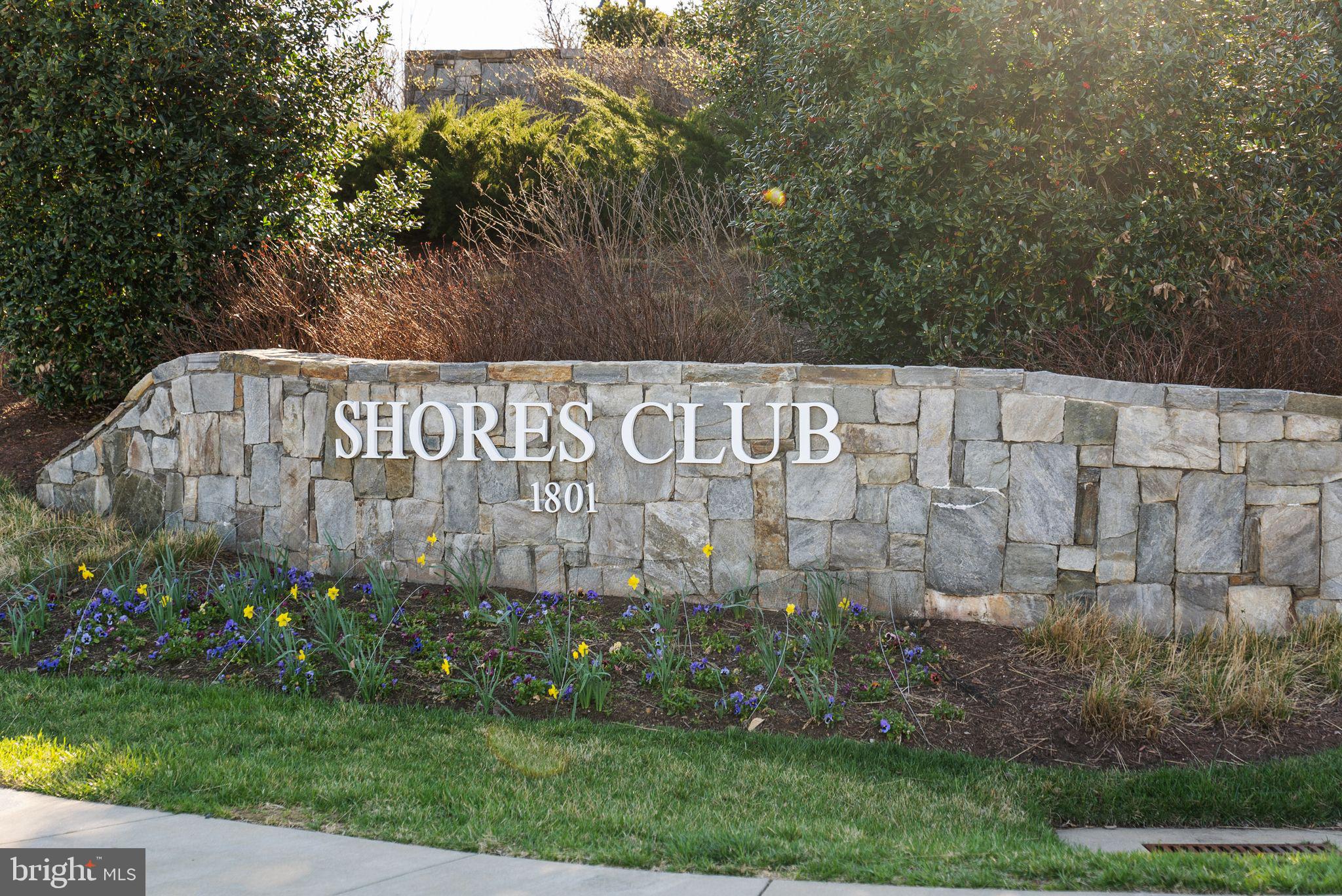 POTOMAC SHORES - Residential