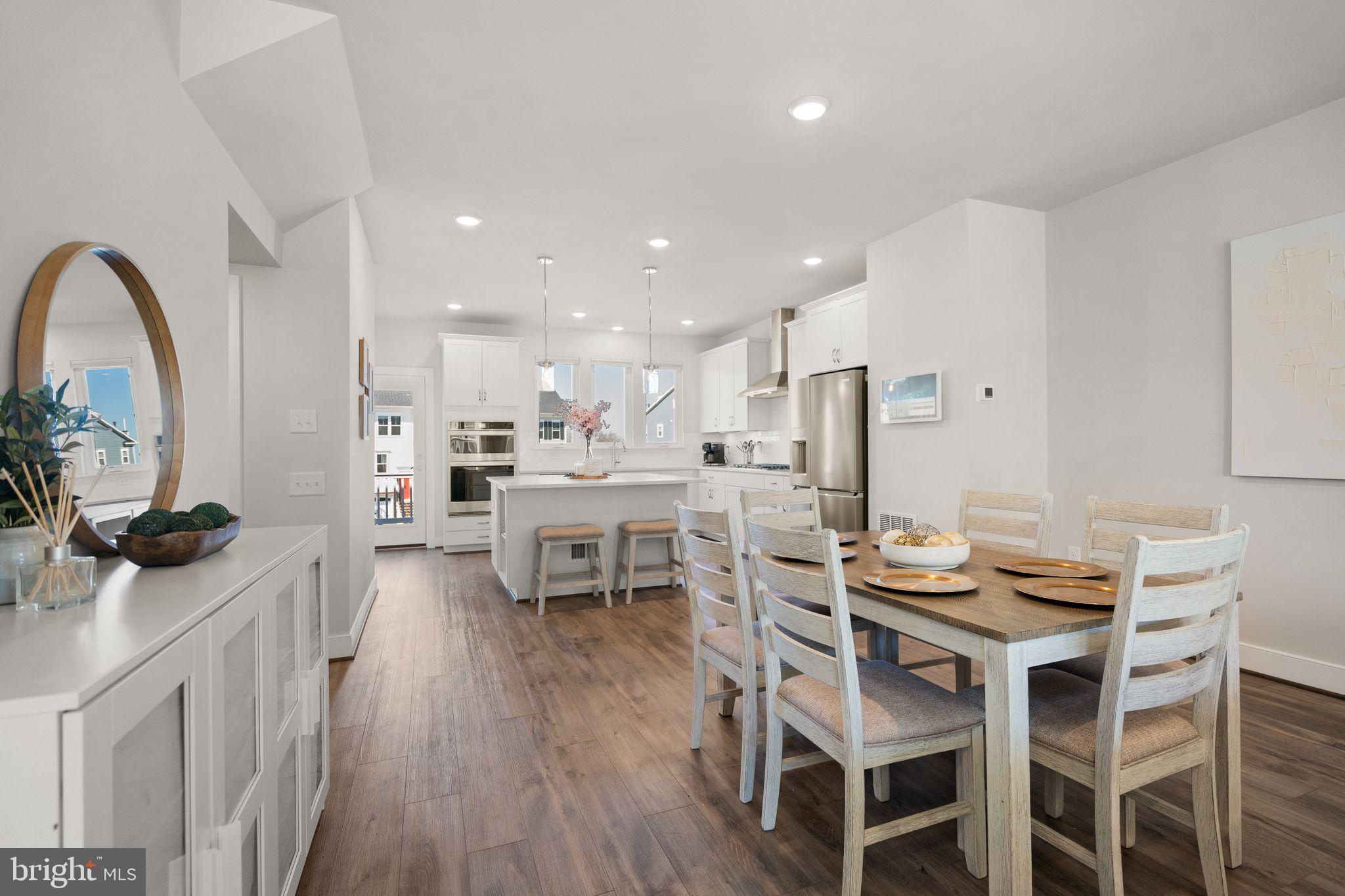 POTOMAC SHORES - Residential