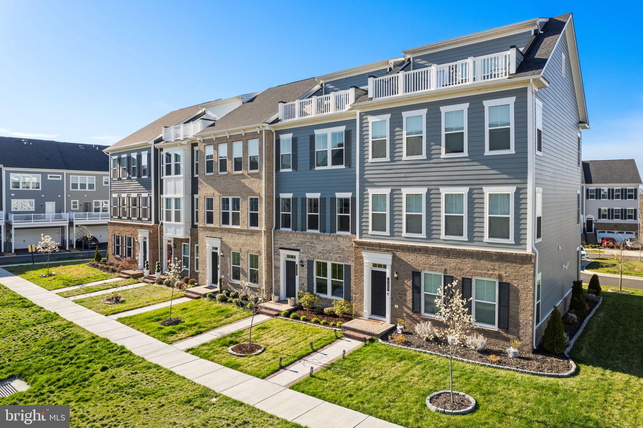 POTOMAC SHORES - Residential