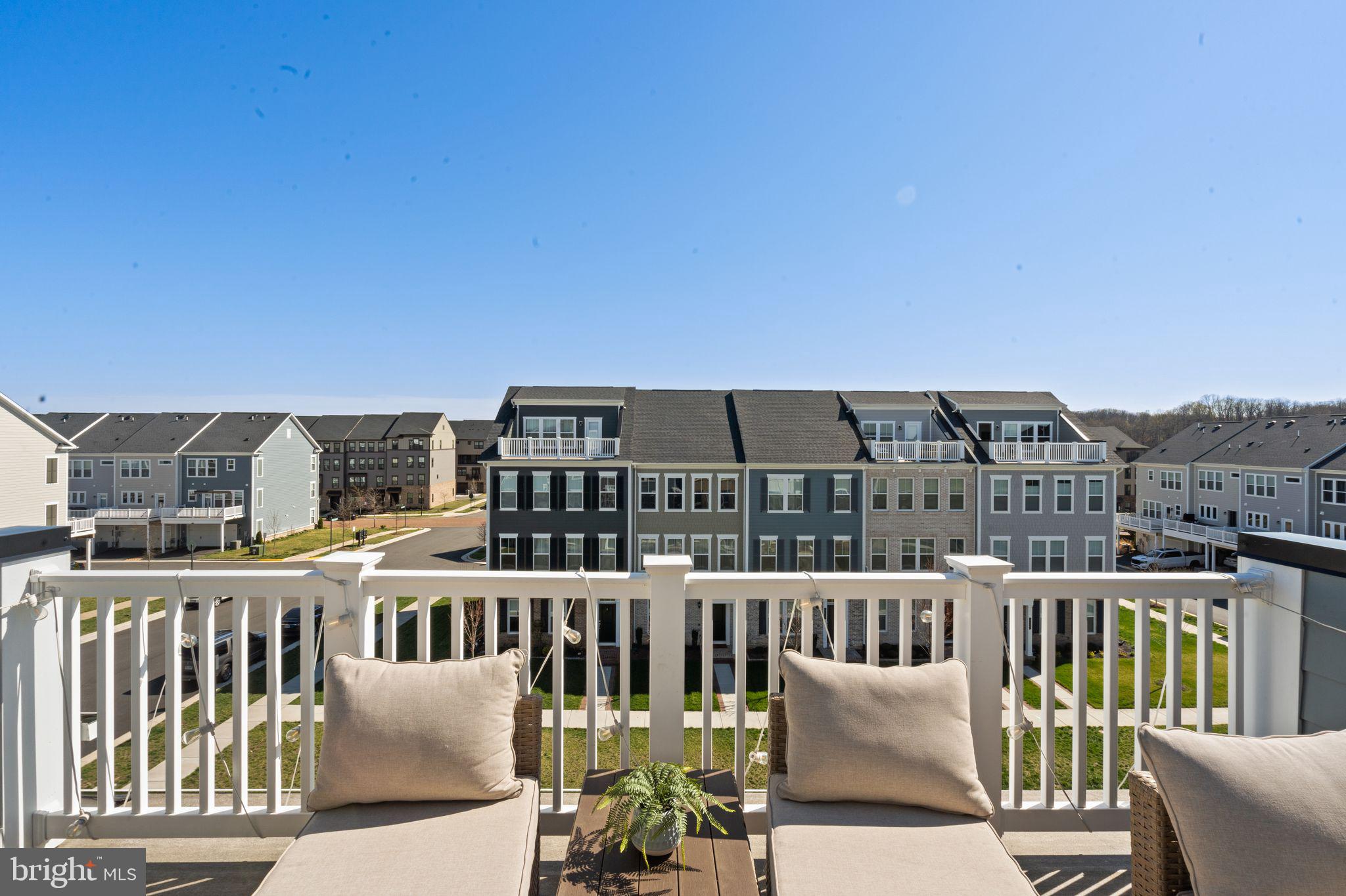 POTOMAC SHORES - Residential