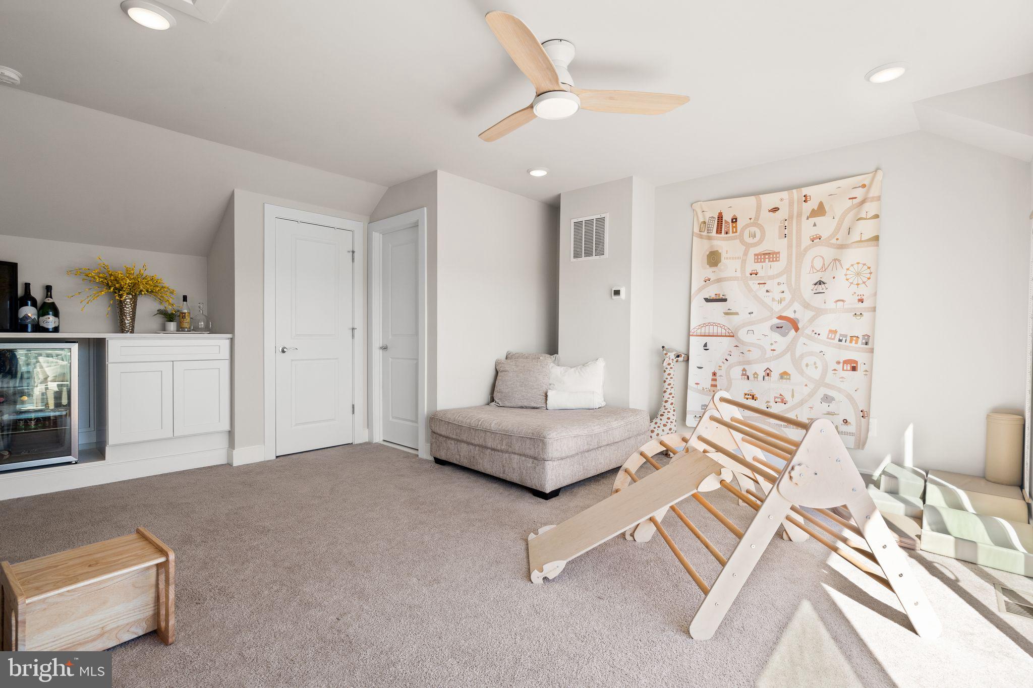 POTOMAC SHORES - Residential