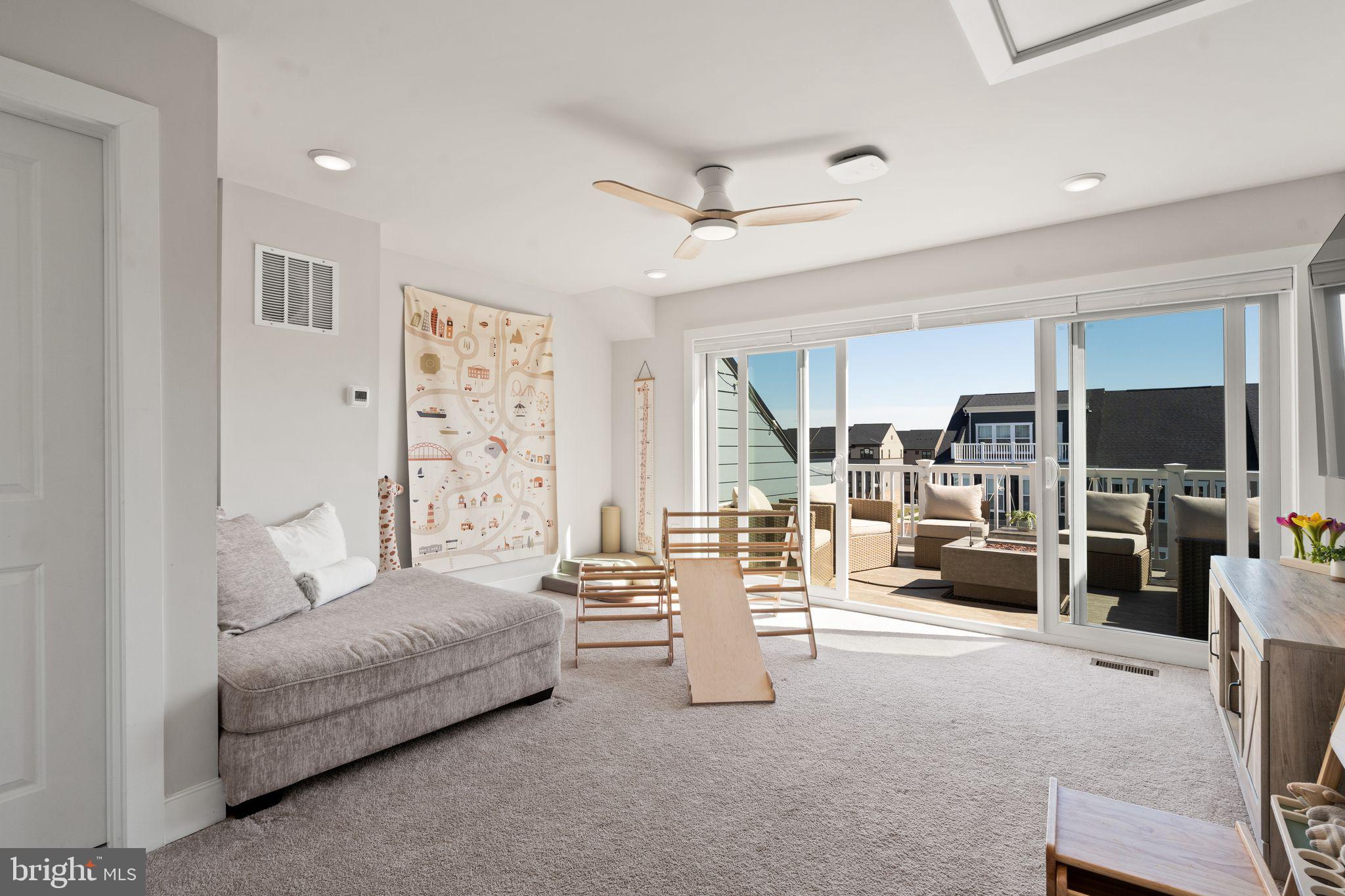 POTOMAC SHORES - Residential