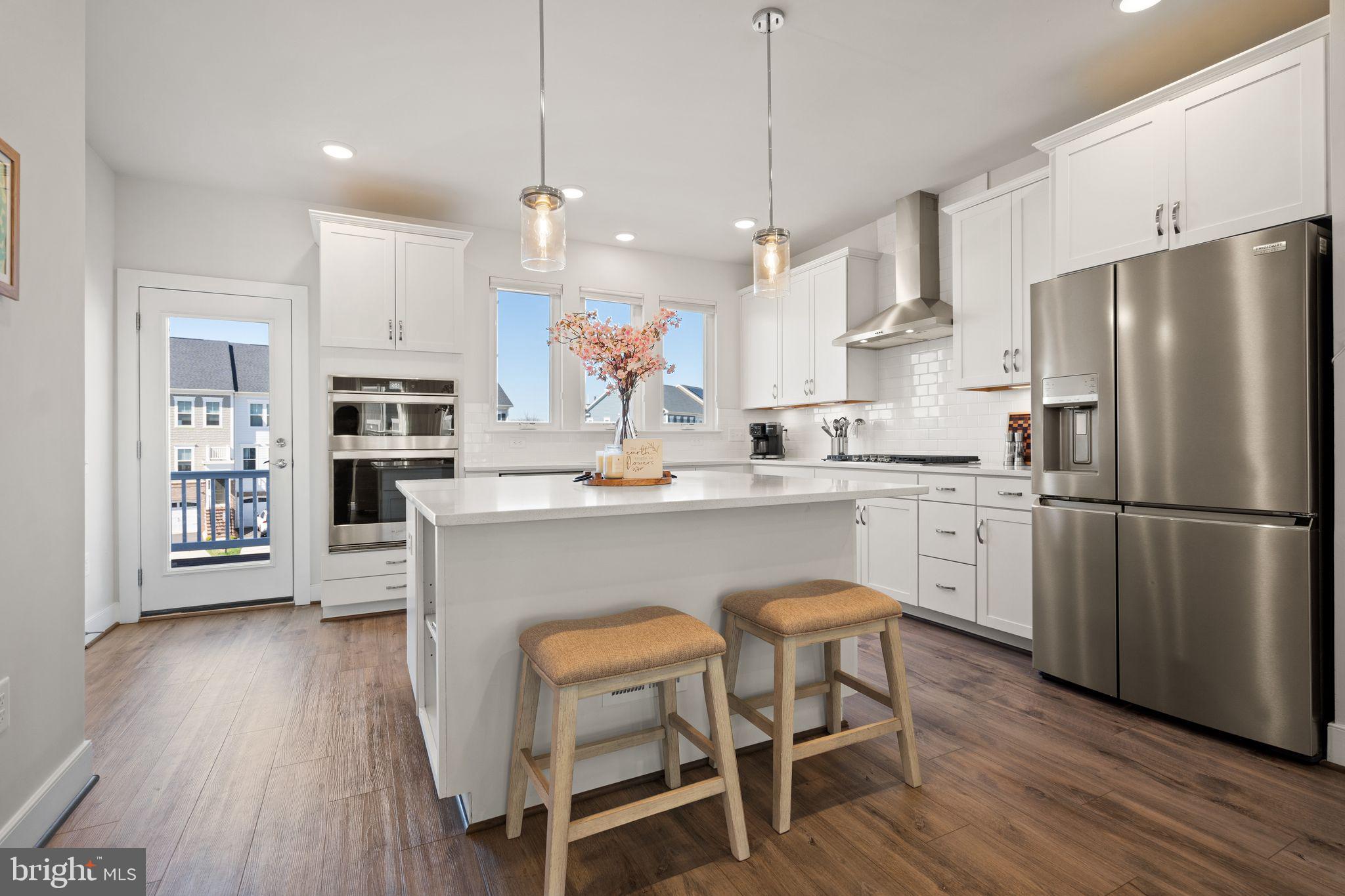 POTOMAC SHORES - Residential