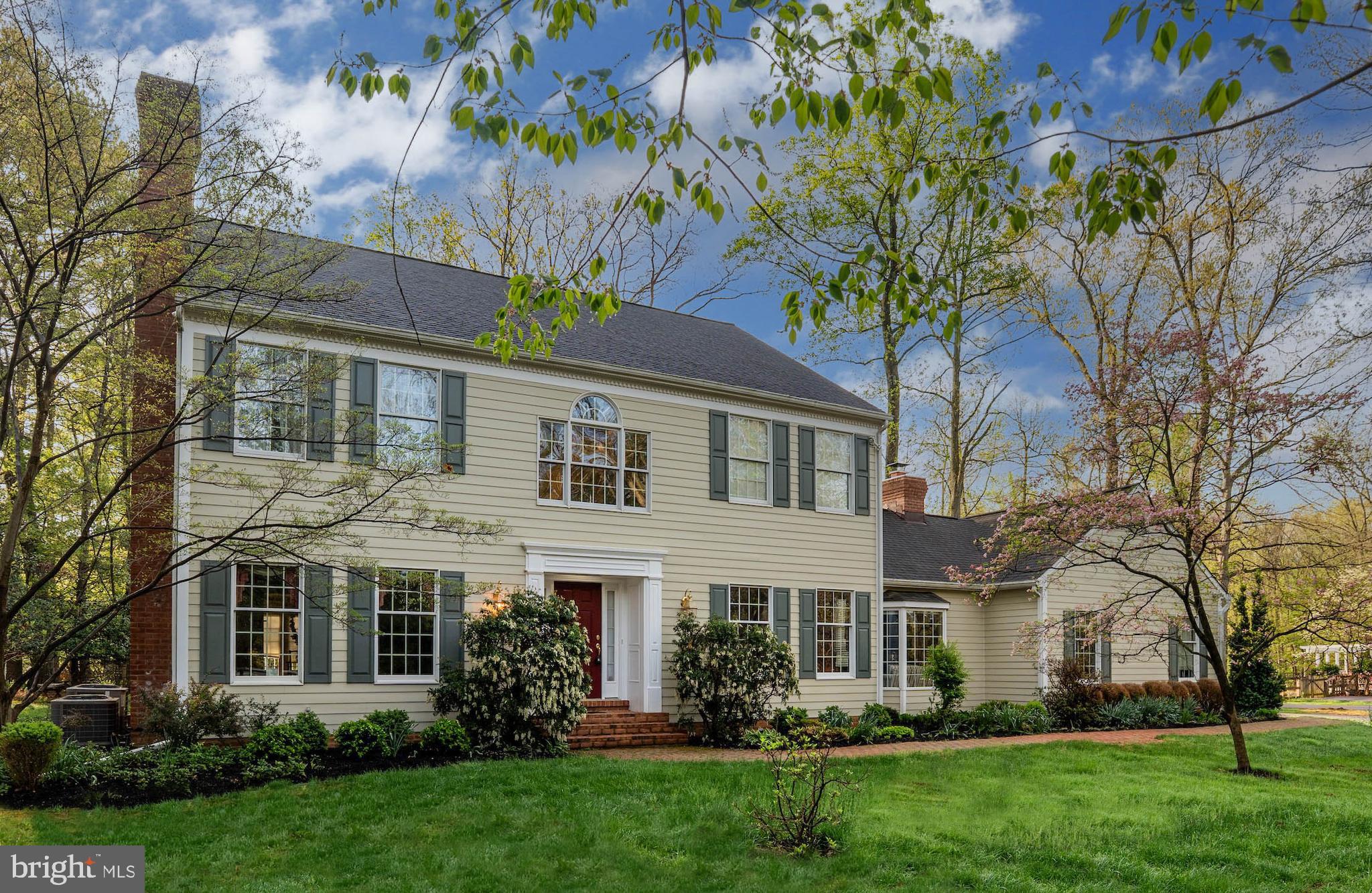 KNOX WOODS - Residential