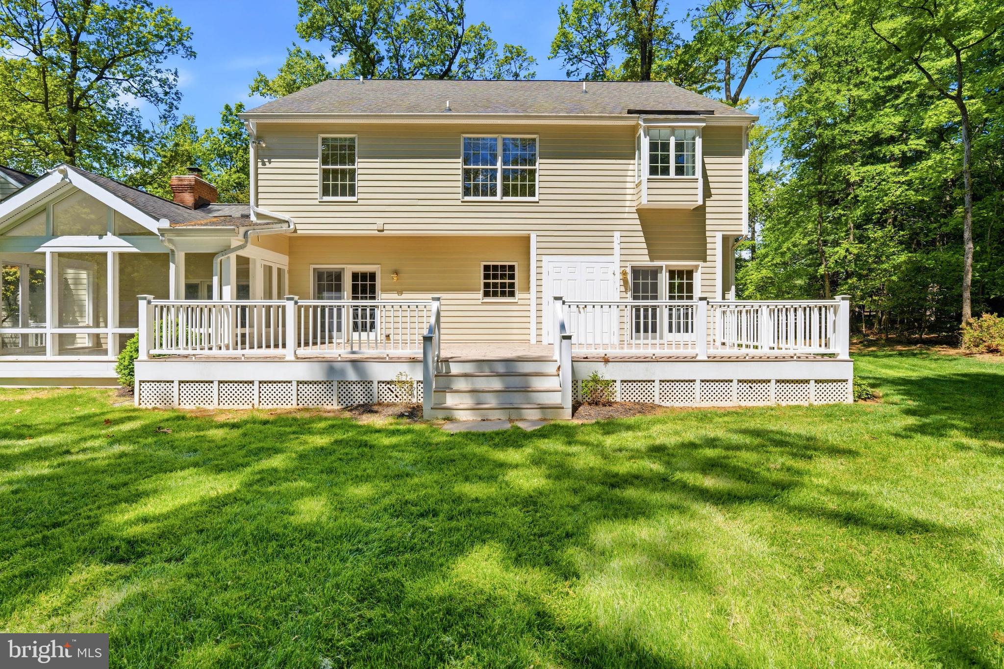 KNOX WOODS - Residential